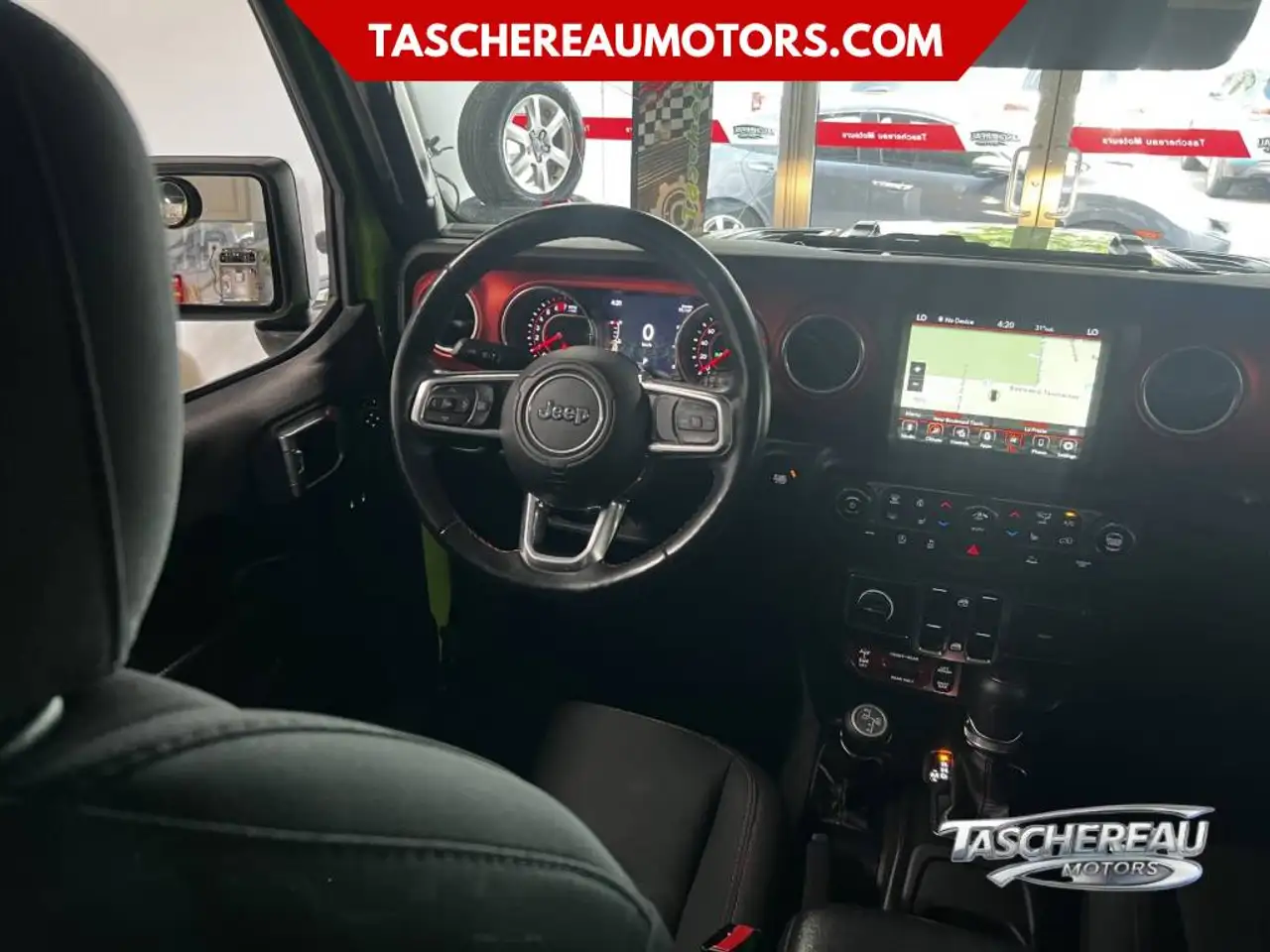 Jeep Wrangler снимка Jeep Wrangler