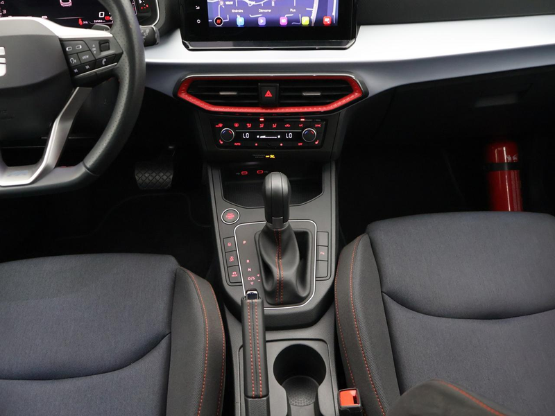 SEAT Ibiza Ibiza 1.0 TSI FR Edition 116PK *AUTOMAAT*PANODAK*CAMERA*CRUISE*VIRTUAL COCKPIT*NAVI*APP-CONNECT*PDC*...* — photo 14