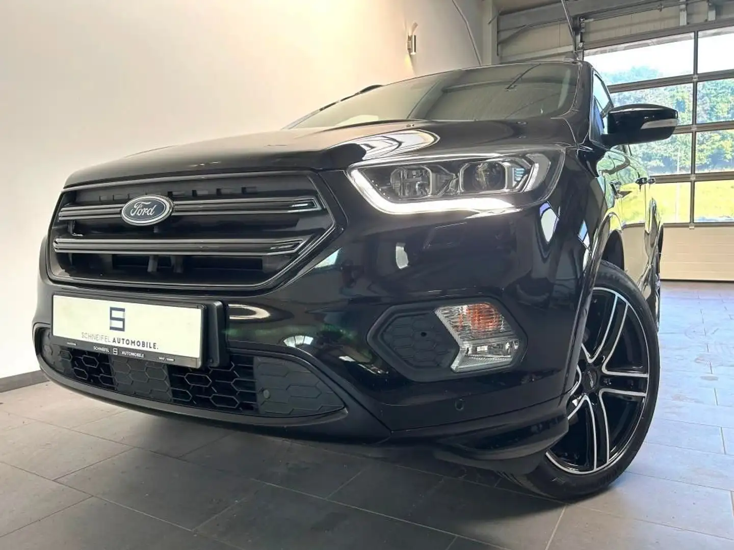 Ford Kuga ST-Line LED Automatik Zwart - 1