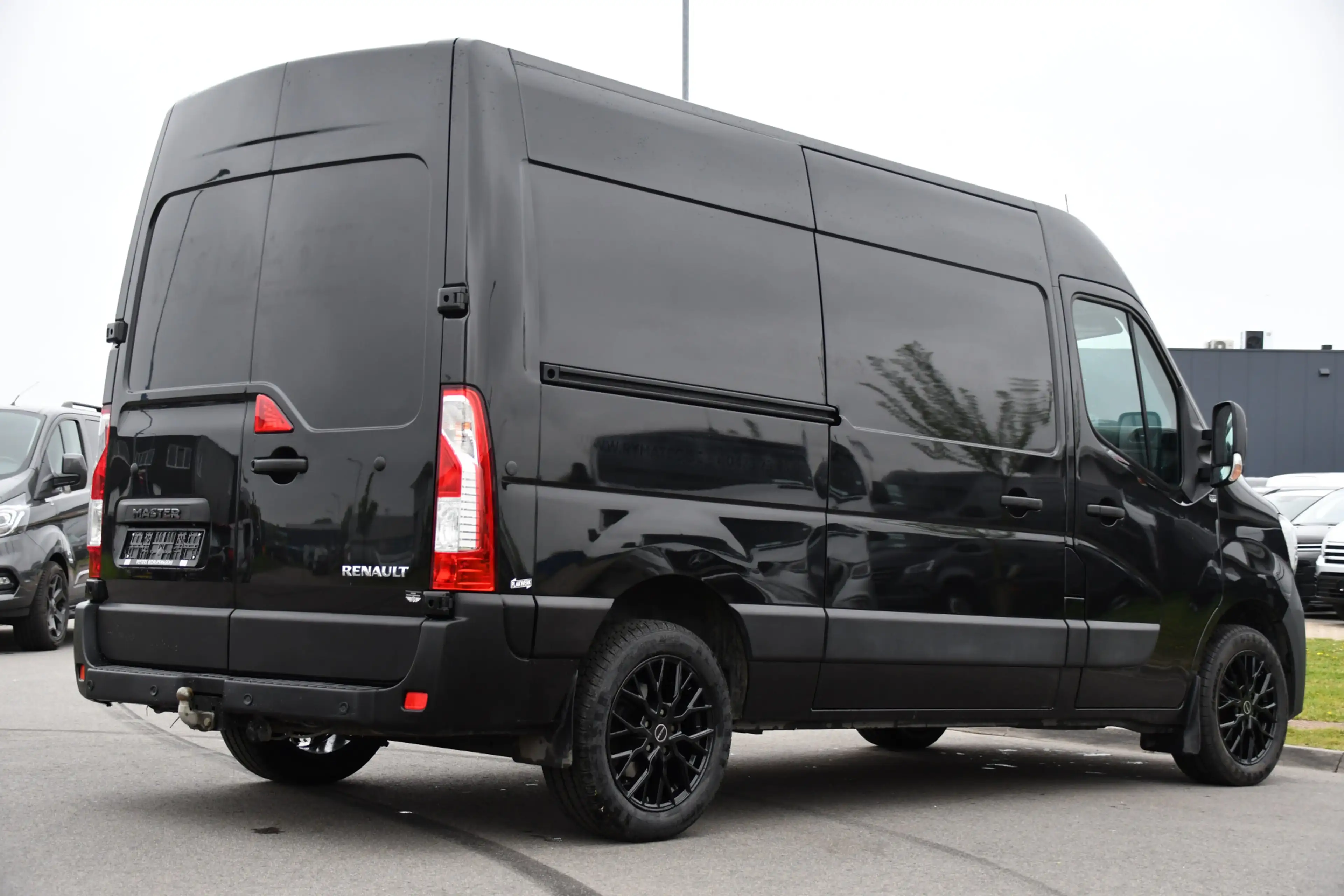 Renault Master T35 2.3 dCi 150 L2H2 Black Edition Cruise, Camera, — photo 6
