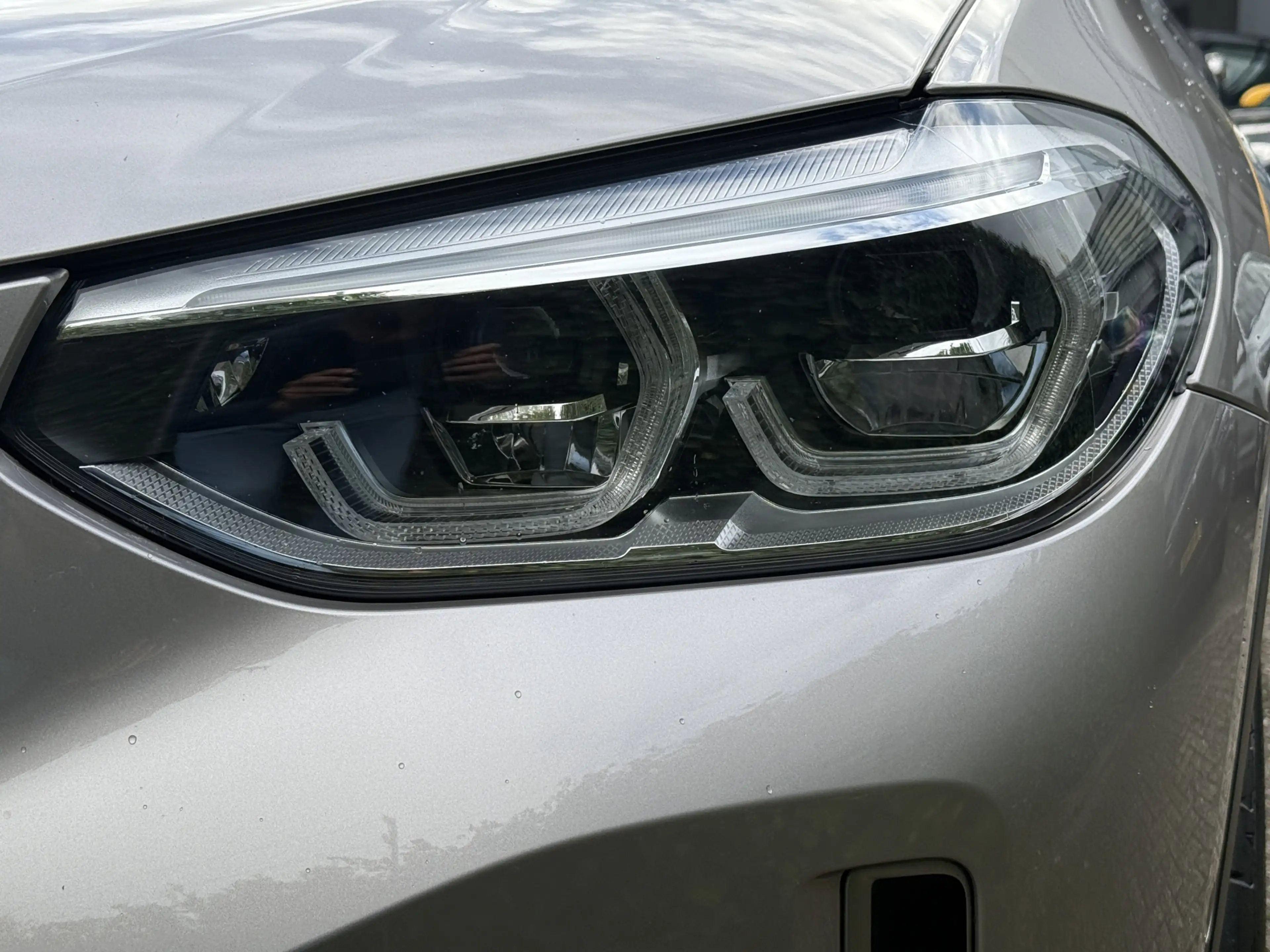 BMW iX3 High Exe | 20'' | Elek. stoelverst. | Comfort Acce — photo 4