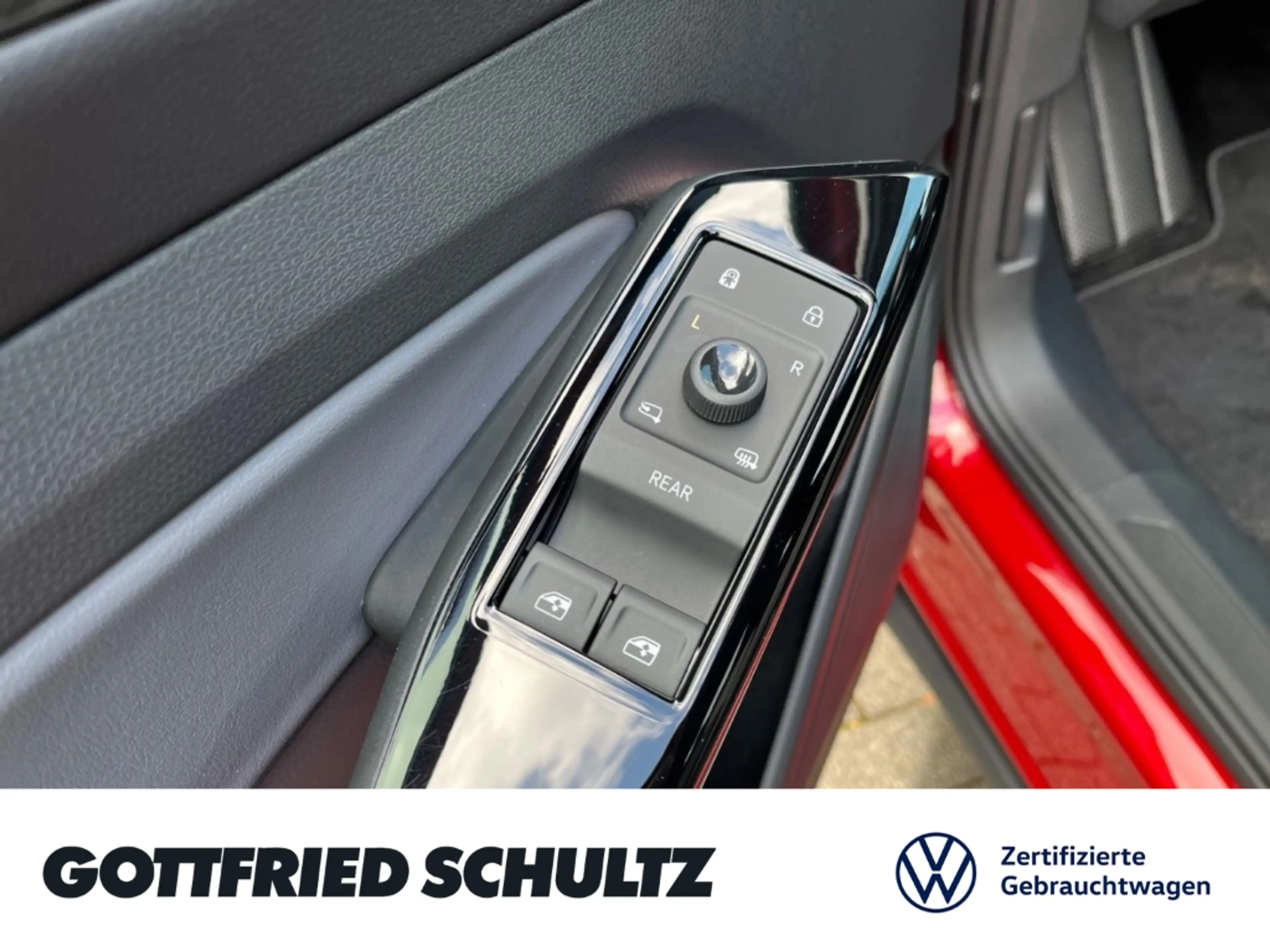 Volkswagen ID.5 Pure 125 kW mit Infotainment-Paket Matrix LED Desi — photo 12