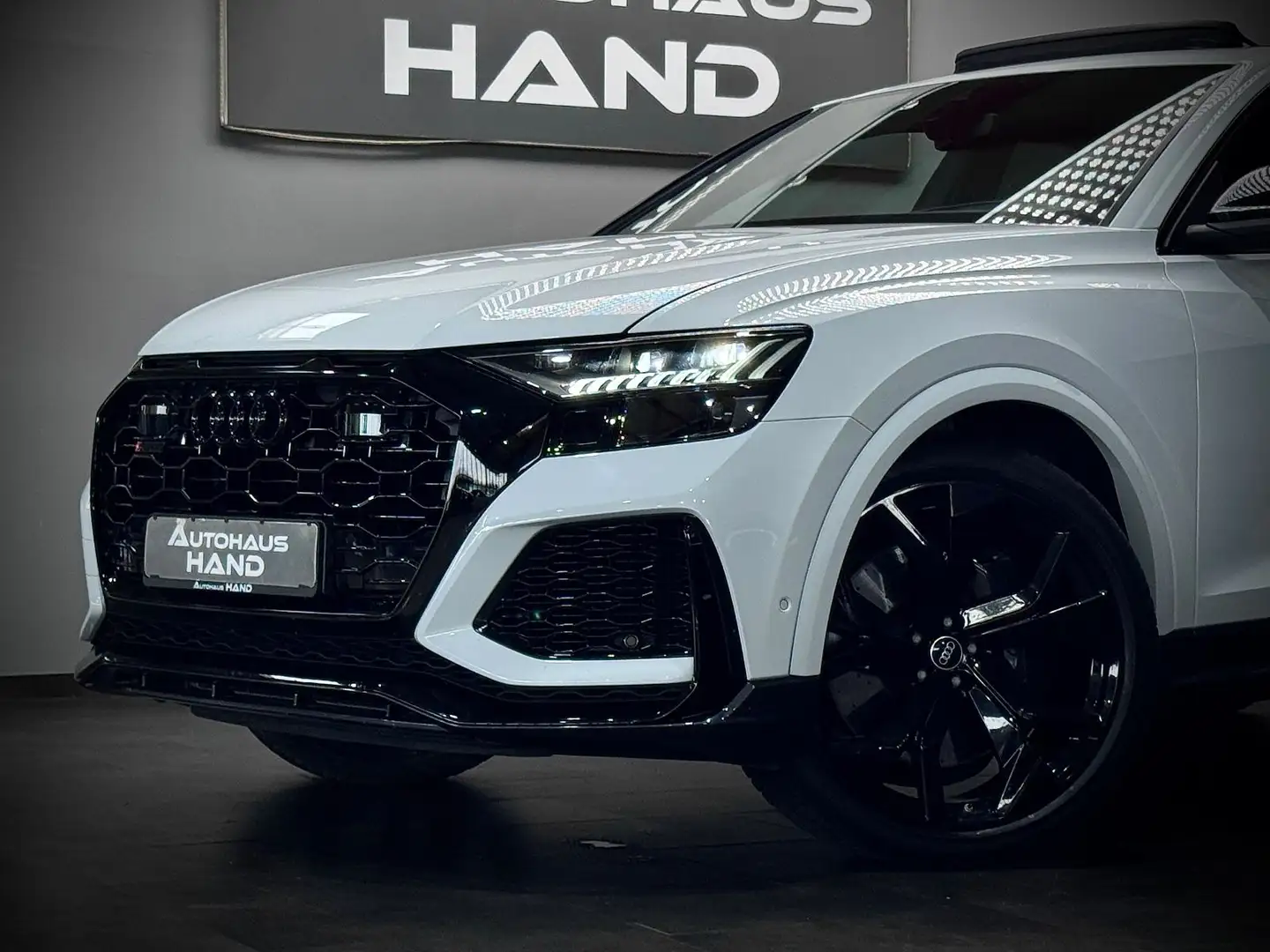 Audi RS Q8 *CARBON*MATRIX*ALLRADLENKUNG*HEAD-UP*2.HAND* White - 2