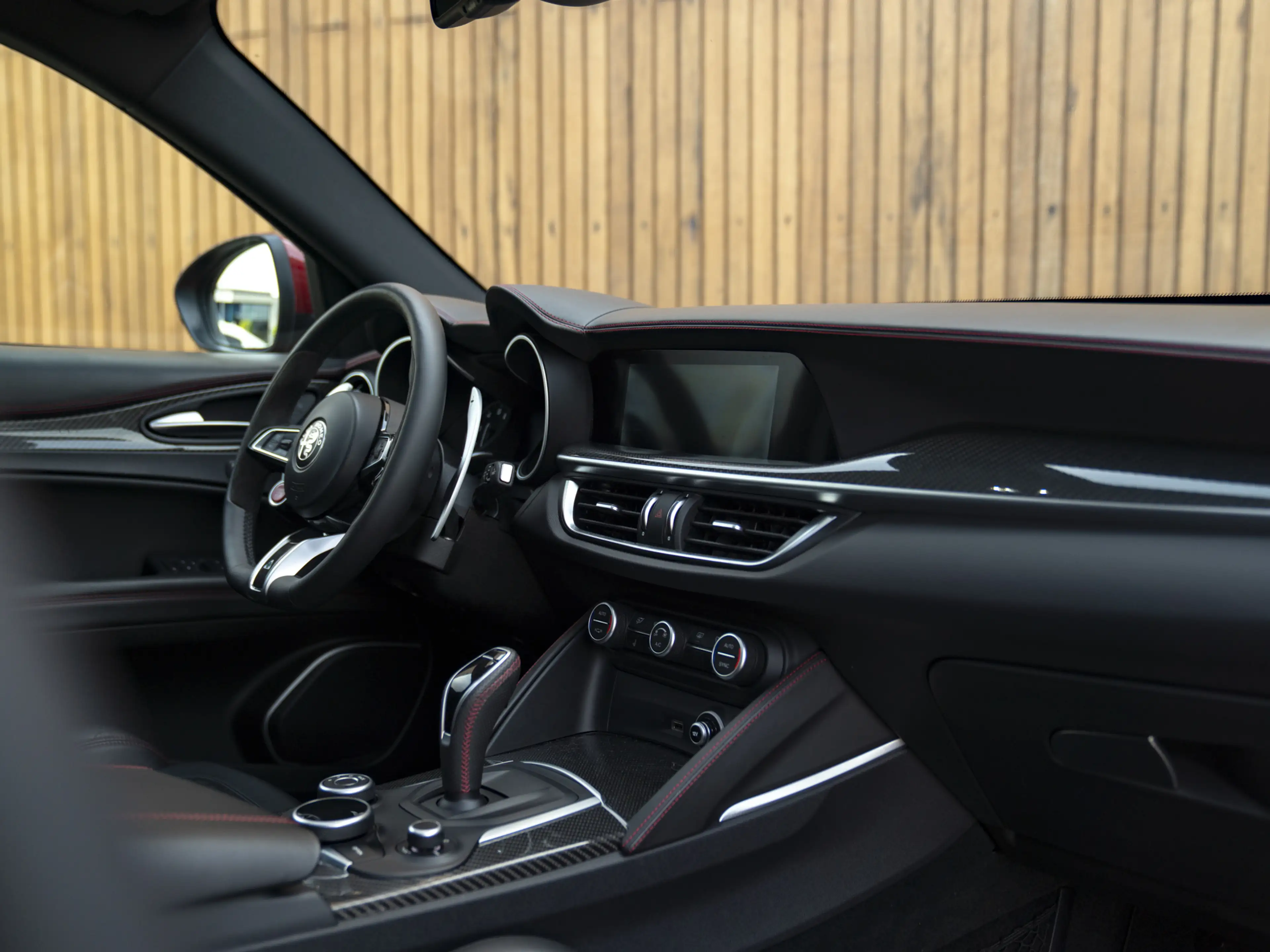 Alfa Romeo Stelvio 2.9 V6 AWD Quadrifoglio | Pano-dak | Harman/Kardon — photo 30