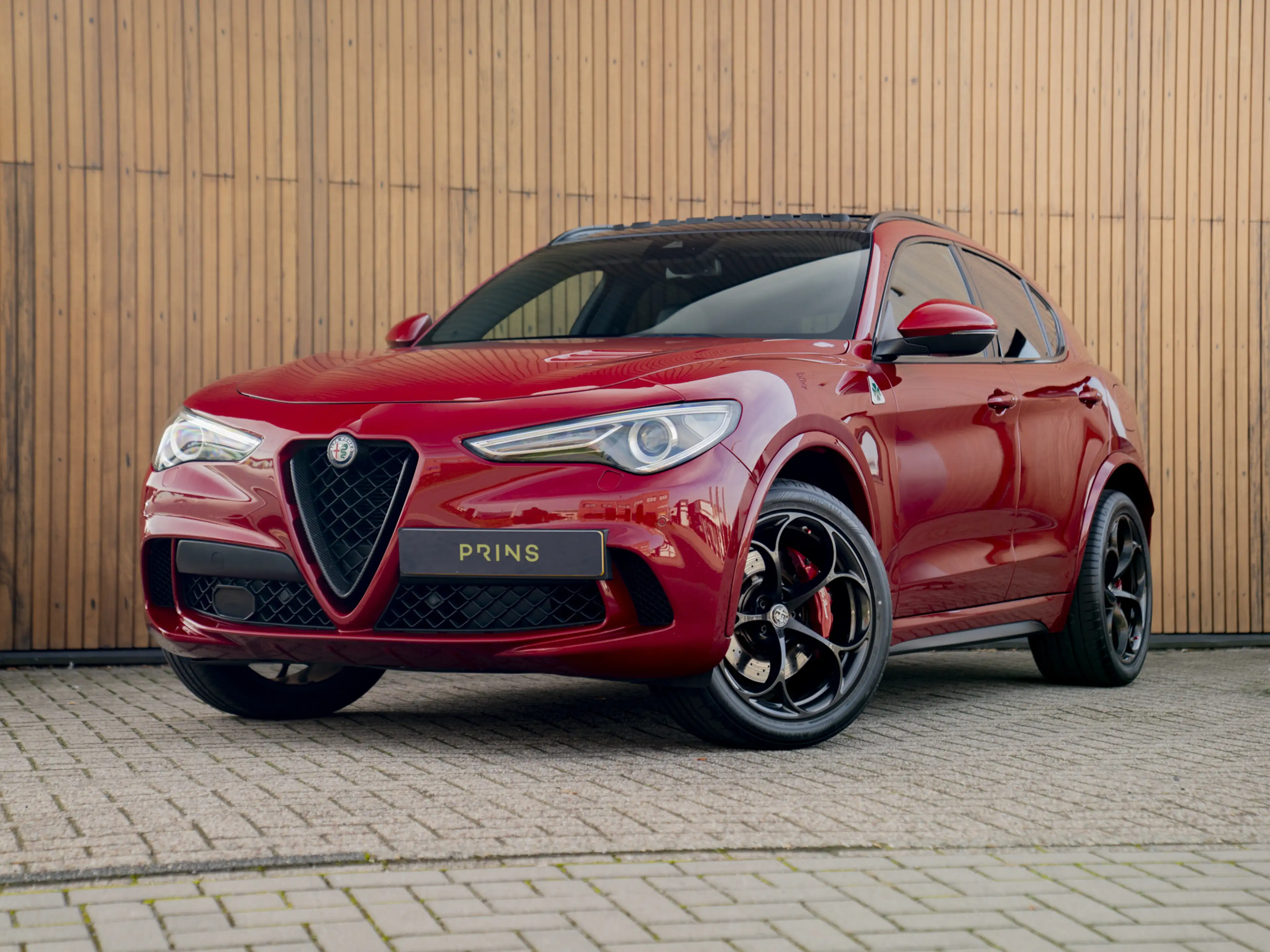 Alfa Romeo Stelvio 2.9 V6 AWD Quadrifoglio | Pano-dak | Harman/Kardon — photo 13