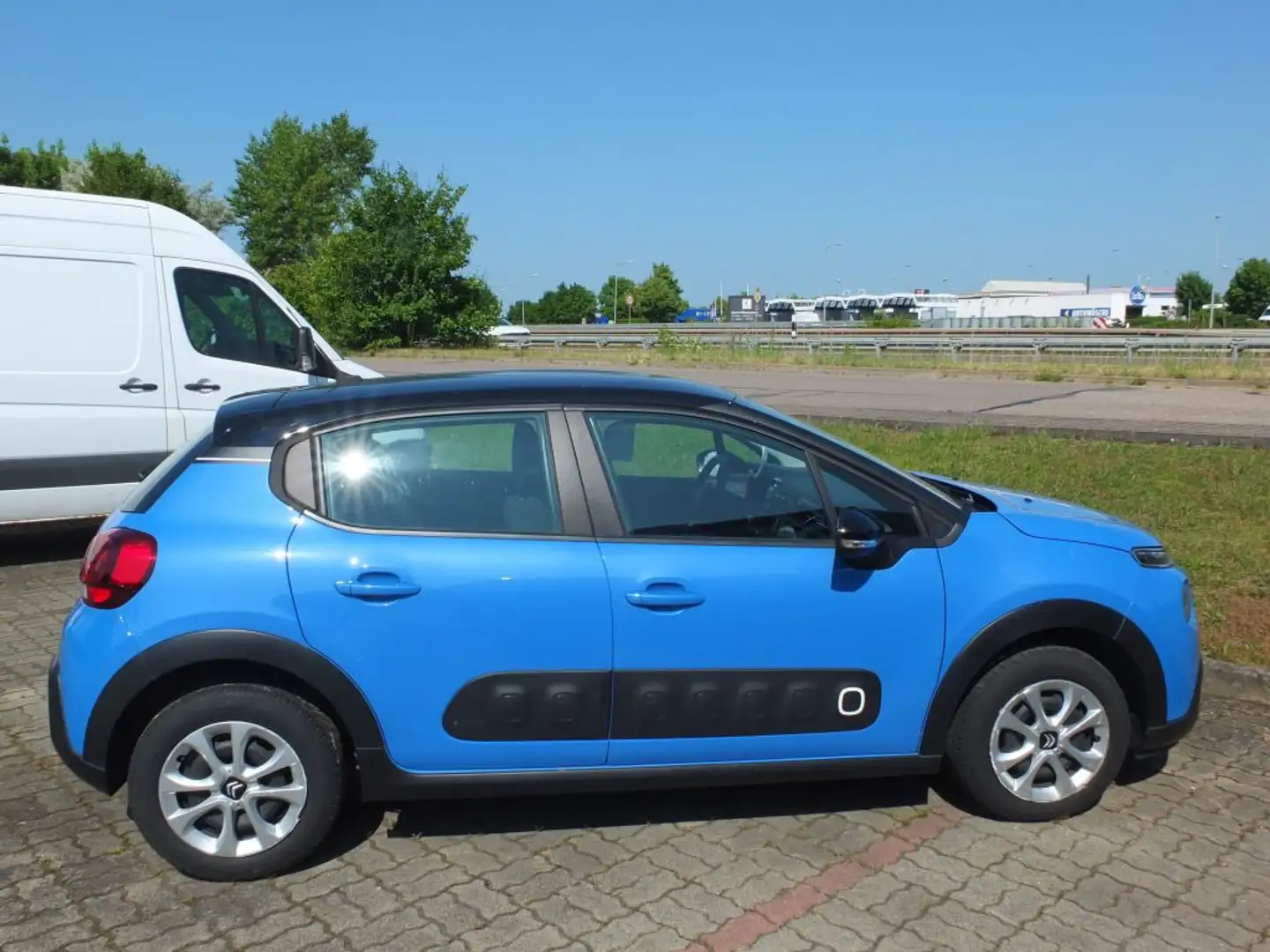 Citroen C3 Pure Tech 83 S&S FEEL Blau - 1