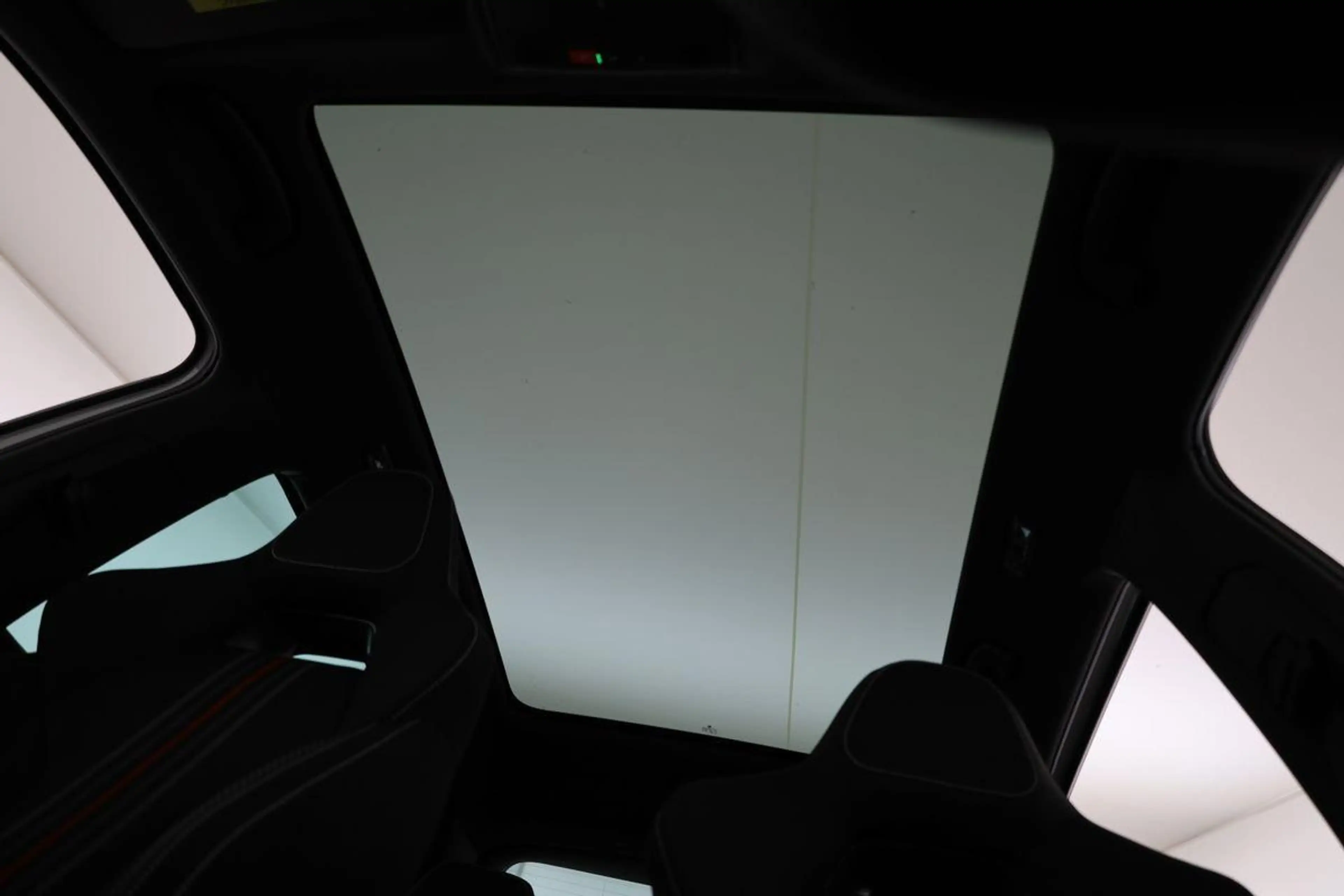 Skoda Kamiq Monte Carlo 1.5 TSI Carlo, Pano, AHK, Matrix, N... — photo 10