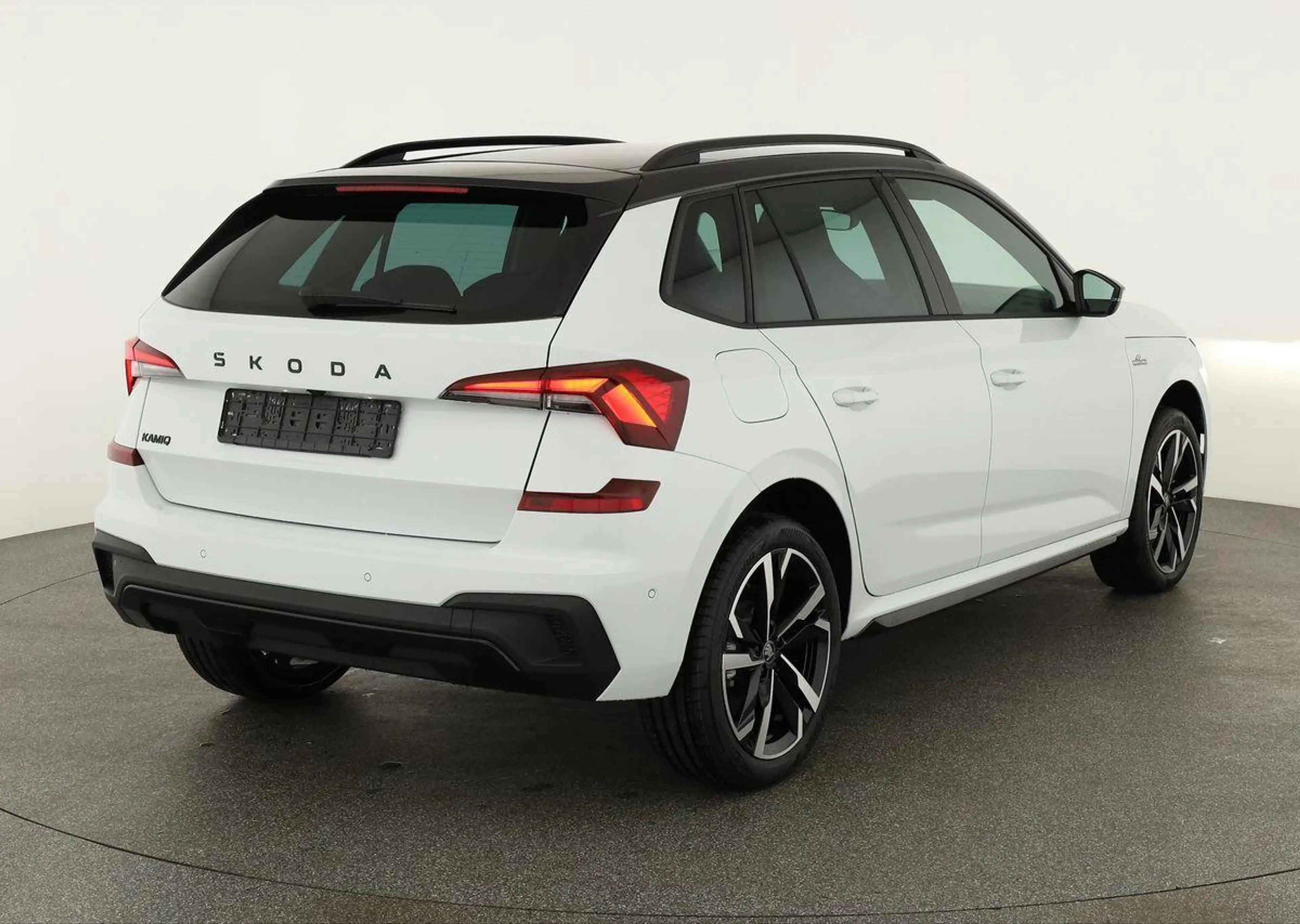 Skoda Kamiq Monte Carlo 1.5 TSI Carlo, Pano, AHK, Matrix, N... — photo 2