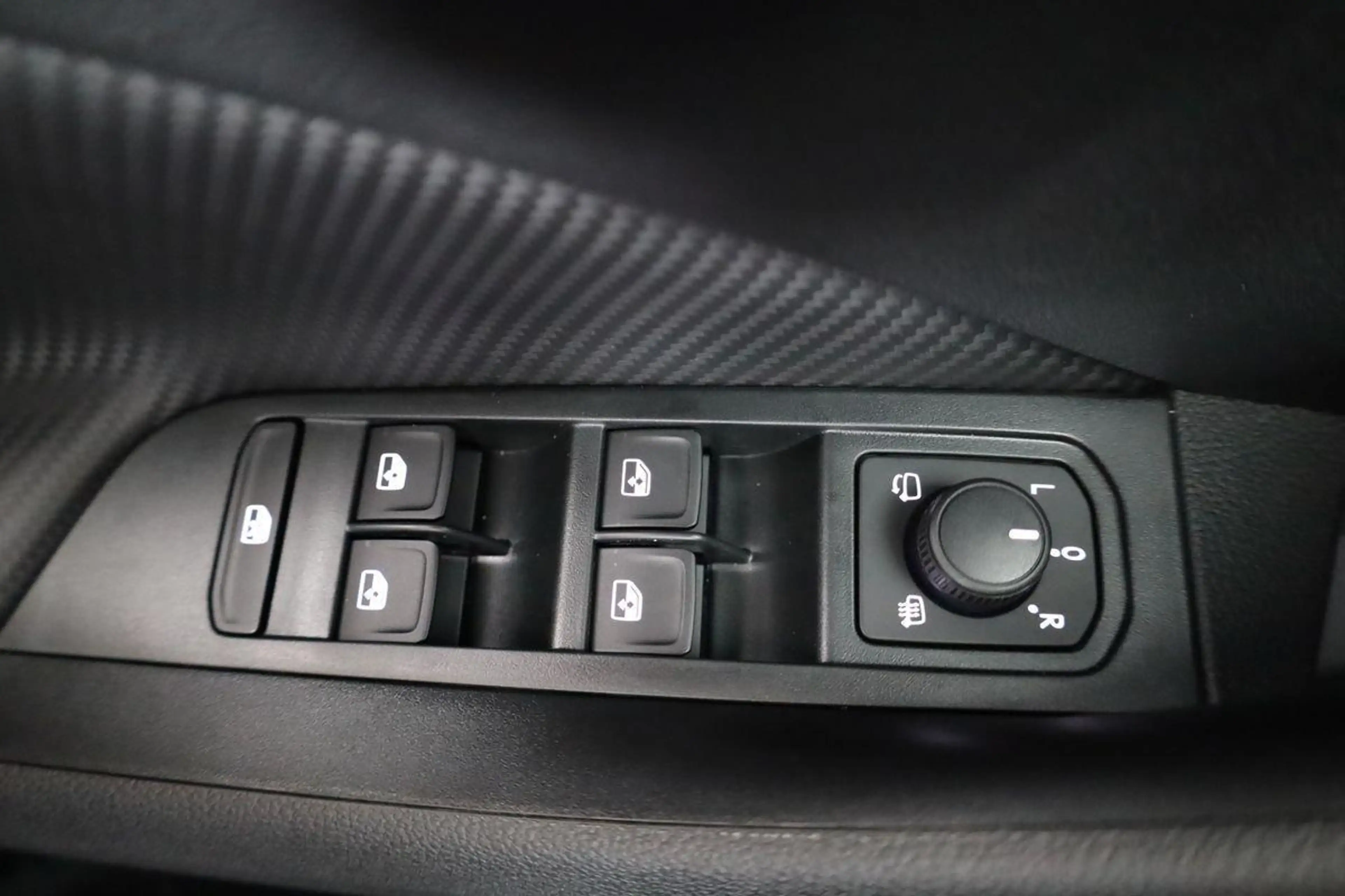 Skoda Kamiq Monte Carlo 1.5 TSI Carlo, Pano, AHK, Matrix, N... — photo 7