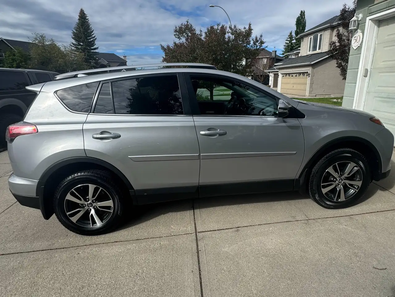 Toyota RAV 4 photo Toyota RAV 4