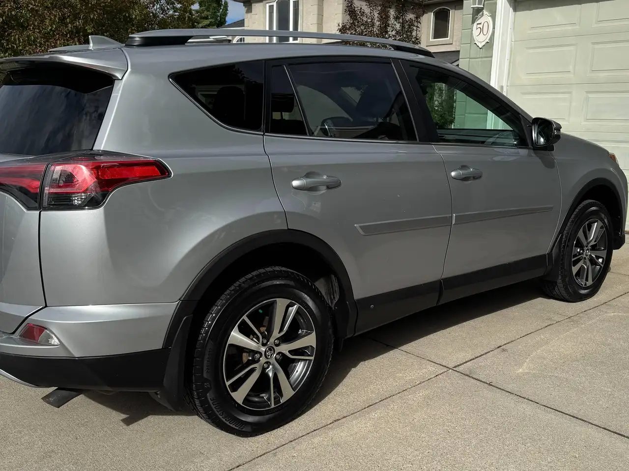 Toyota RAV 4 photo Toyota RAV 4