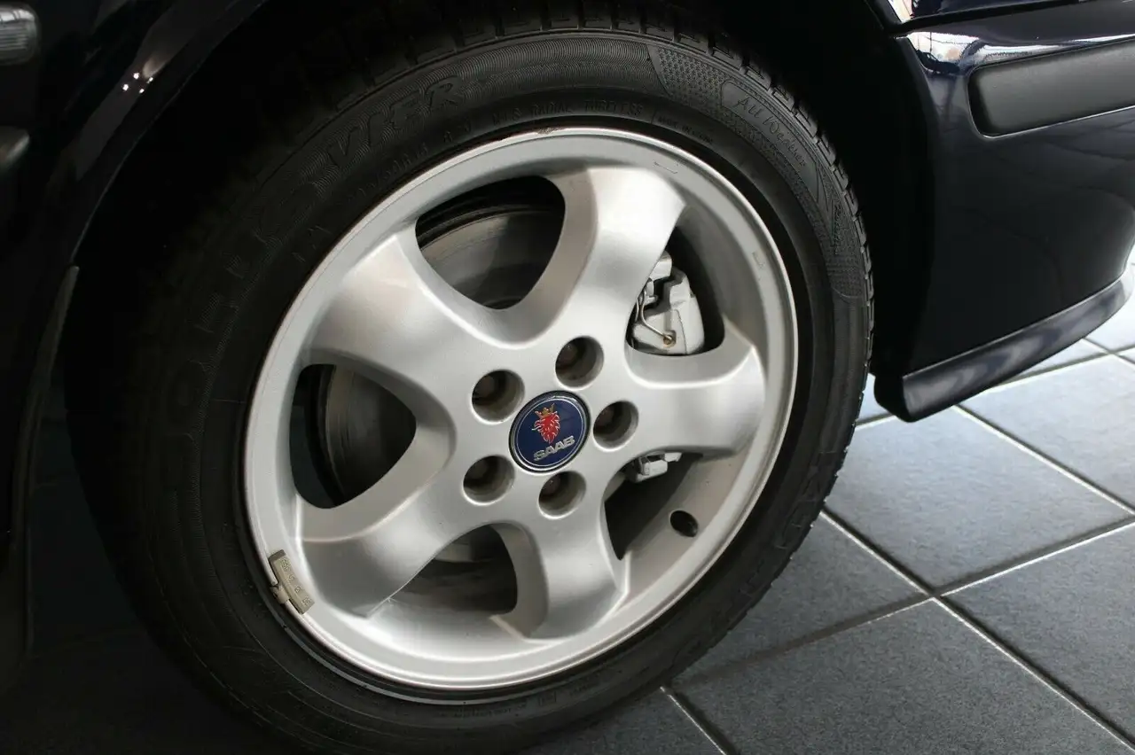 Saab 9-3 2.0t/Klimaaut../SHZ/Automatik/RESTAURIERT/2+, foto 11