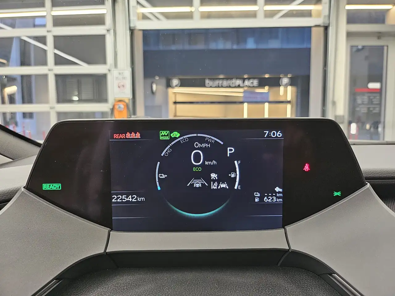 Toyota Prius Prime снимка Toyota Prius Prime