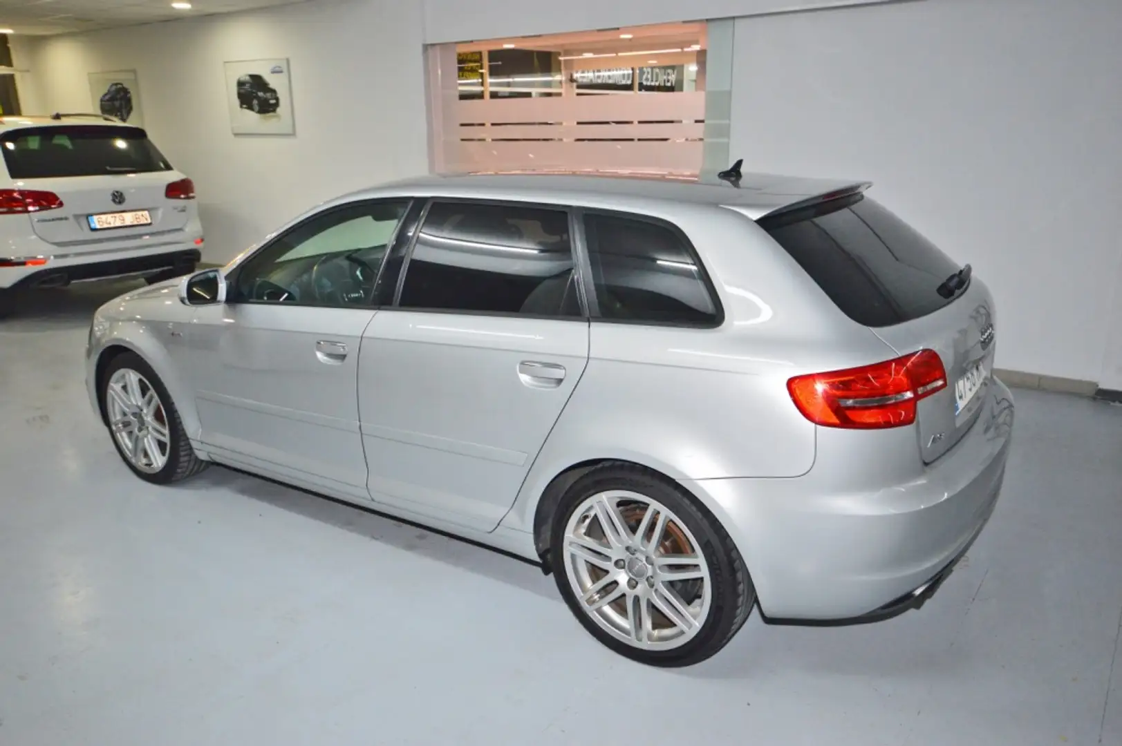 Audi A3 Sportback 2.0TDI Ambition S-Tronic 170 Gris - 2