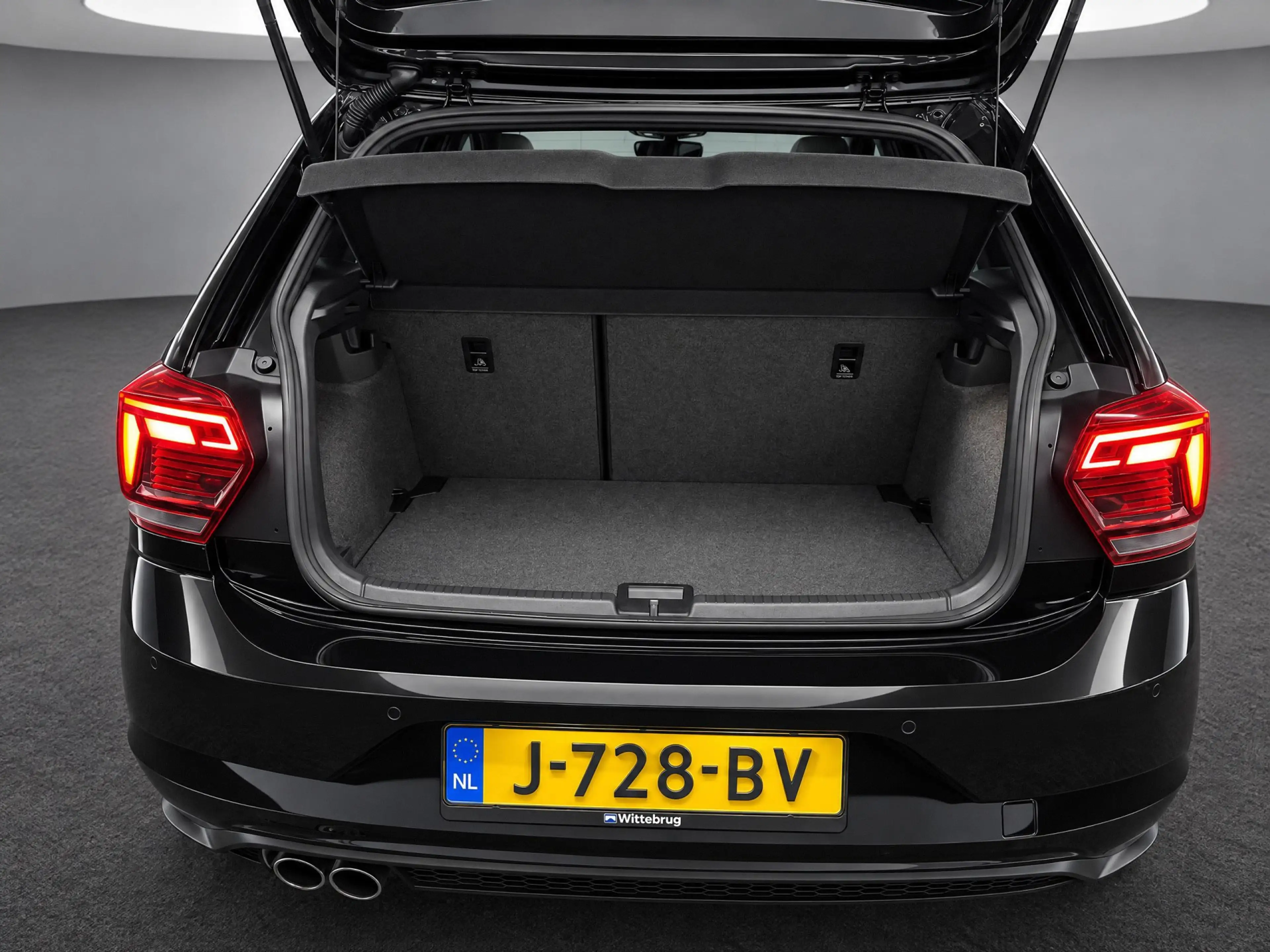 Volkswagen Polo GTI 2.0 TSI / Navigatie / App connect / Parkeersensore — photo 12
