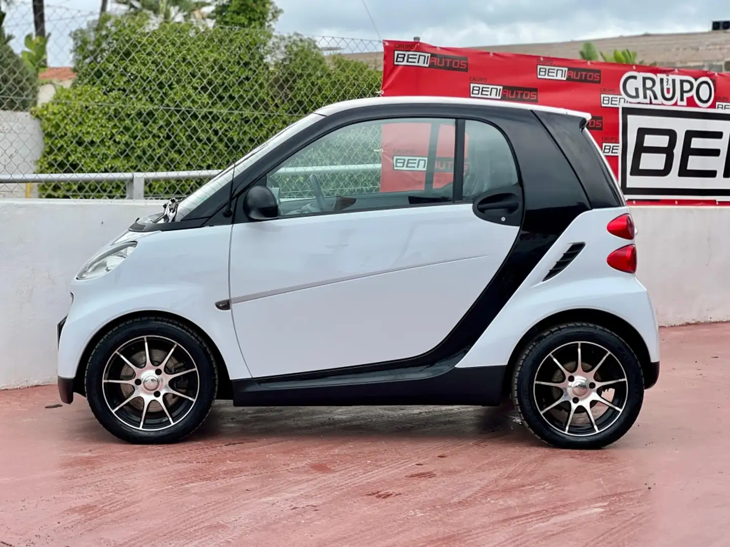 smart forTwo Coupé 52 Passion Aut. Blanco - 2