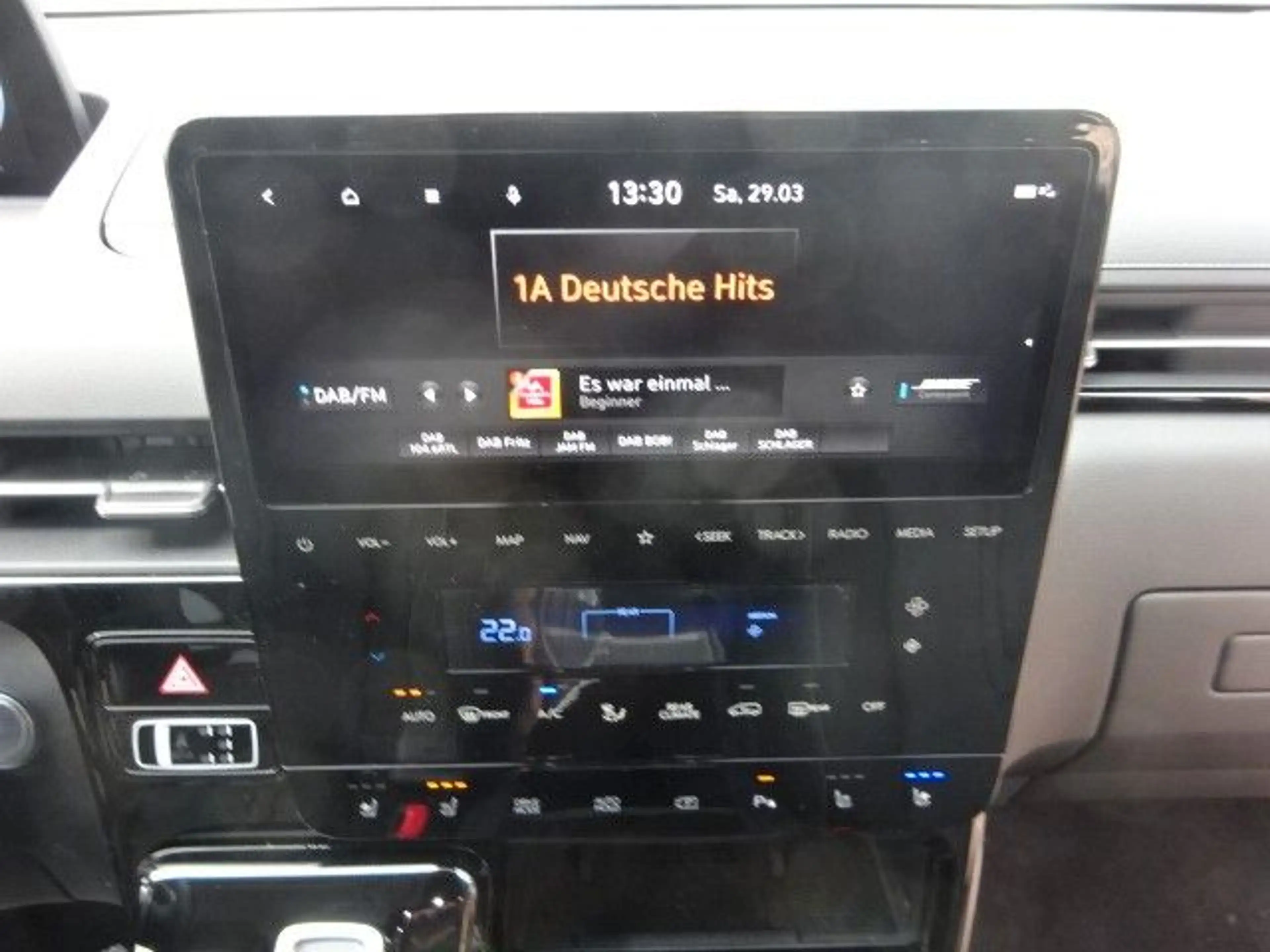 Hyundai STARIA 177PS Autm. Signature 4WD Navi Leder ACC — photo 12