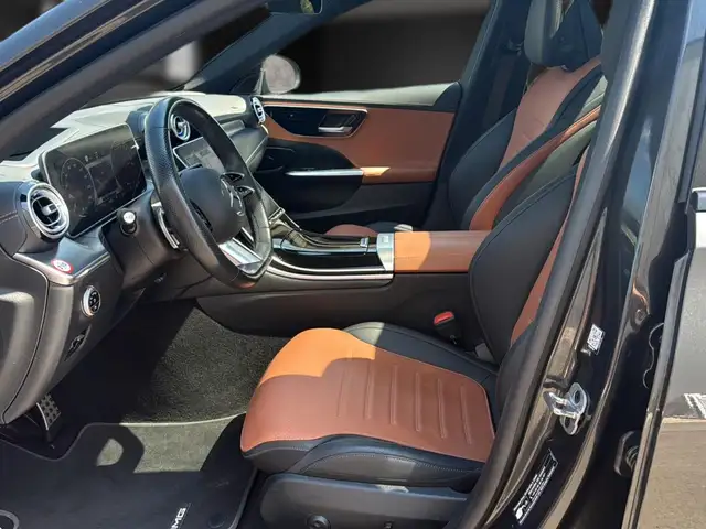Mercedes-Benz C-Class view 13