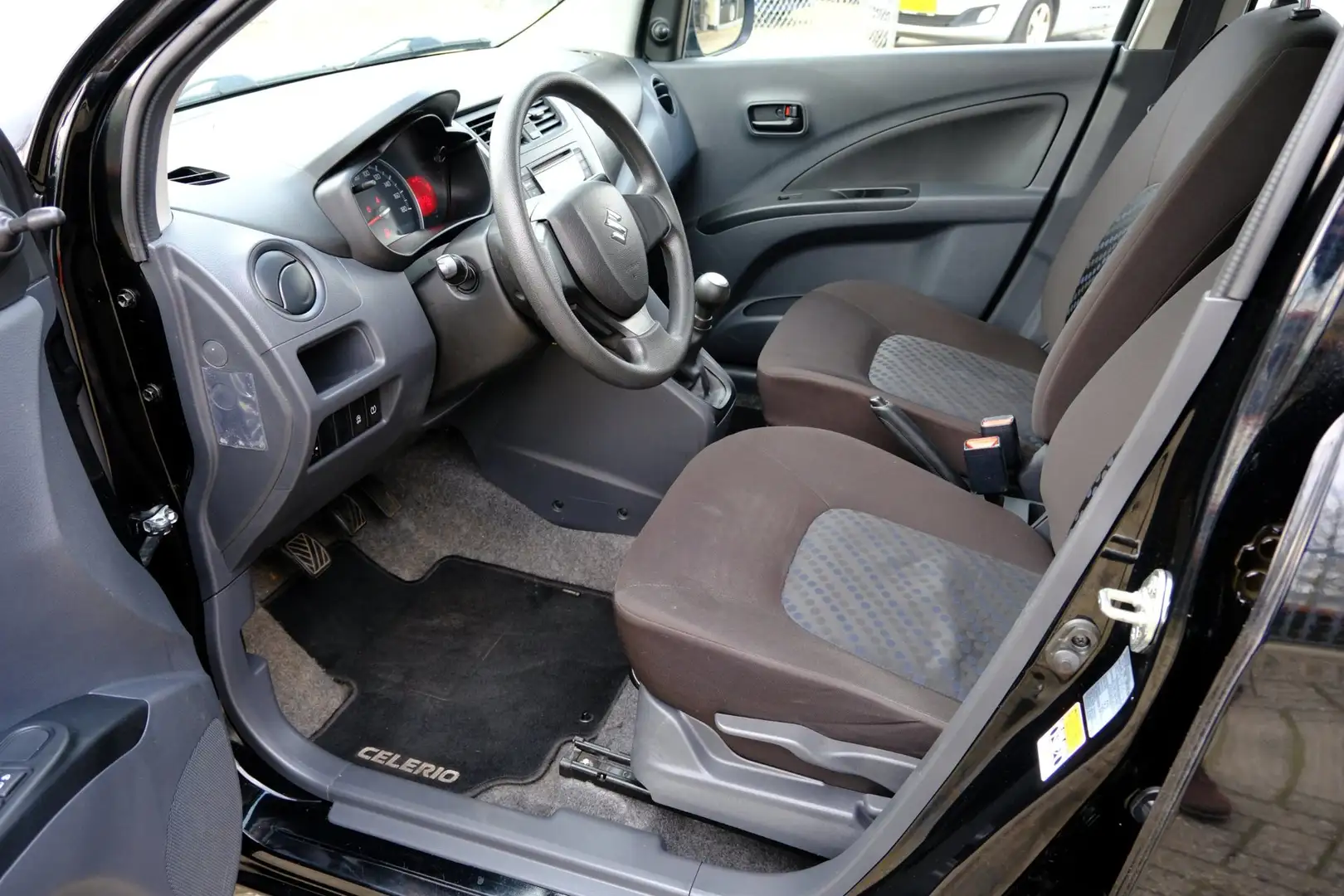 Suzuki Celerio 1.0 Comfort Airco|5-Deurs Schwarz - 2