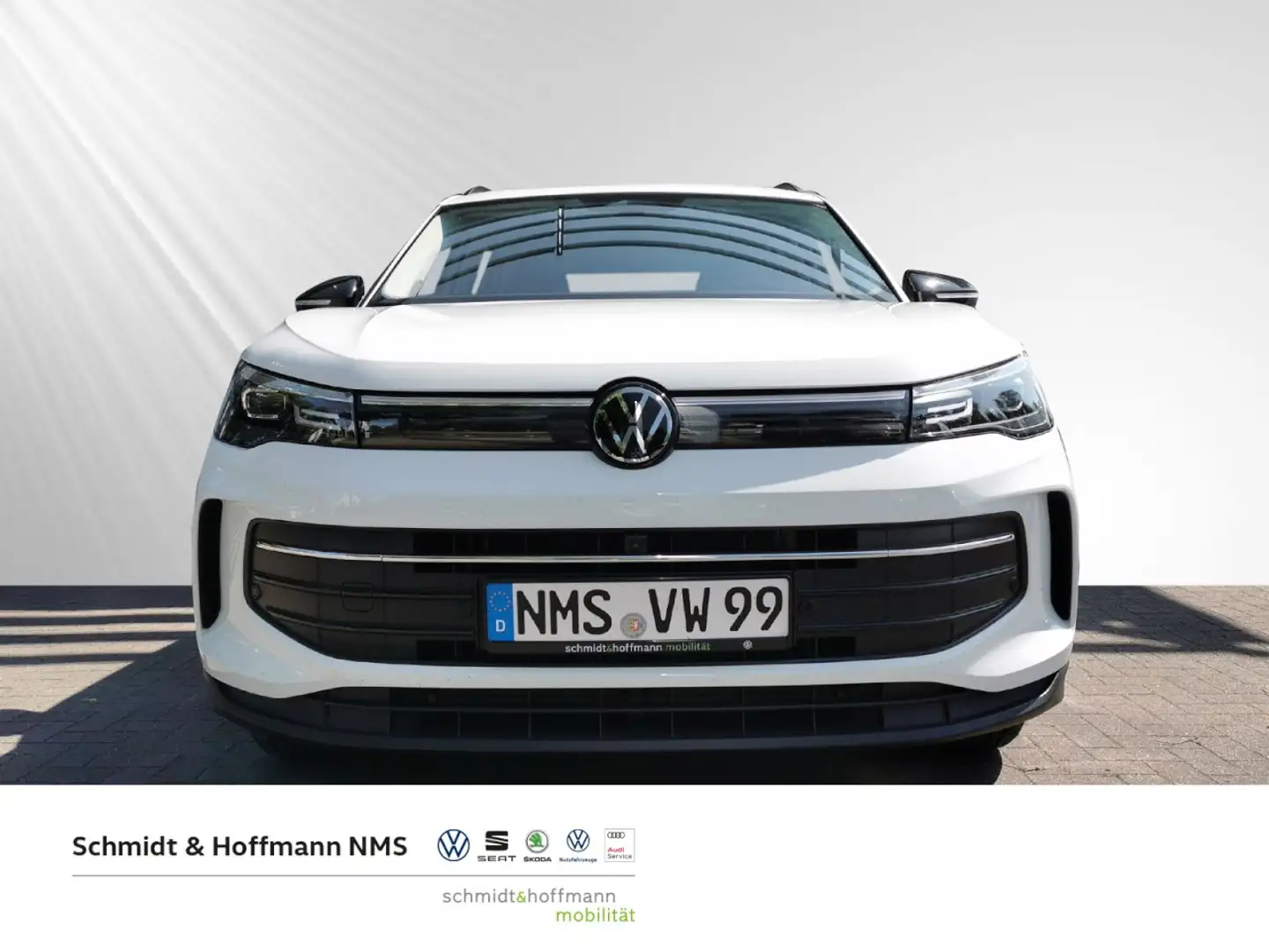 Volkswagen Tiguan Life 1,5 l eTSI OPF 110 kW (150 PS) 7-Gang-Doppelk Weiß - 2
