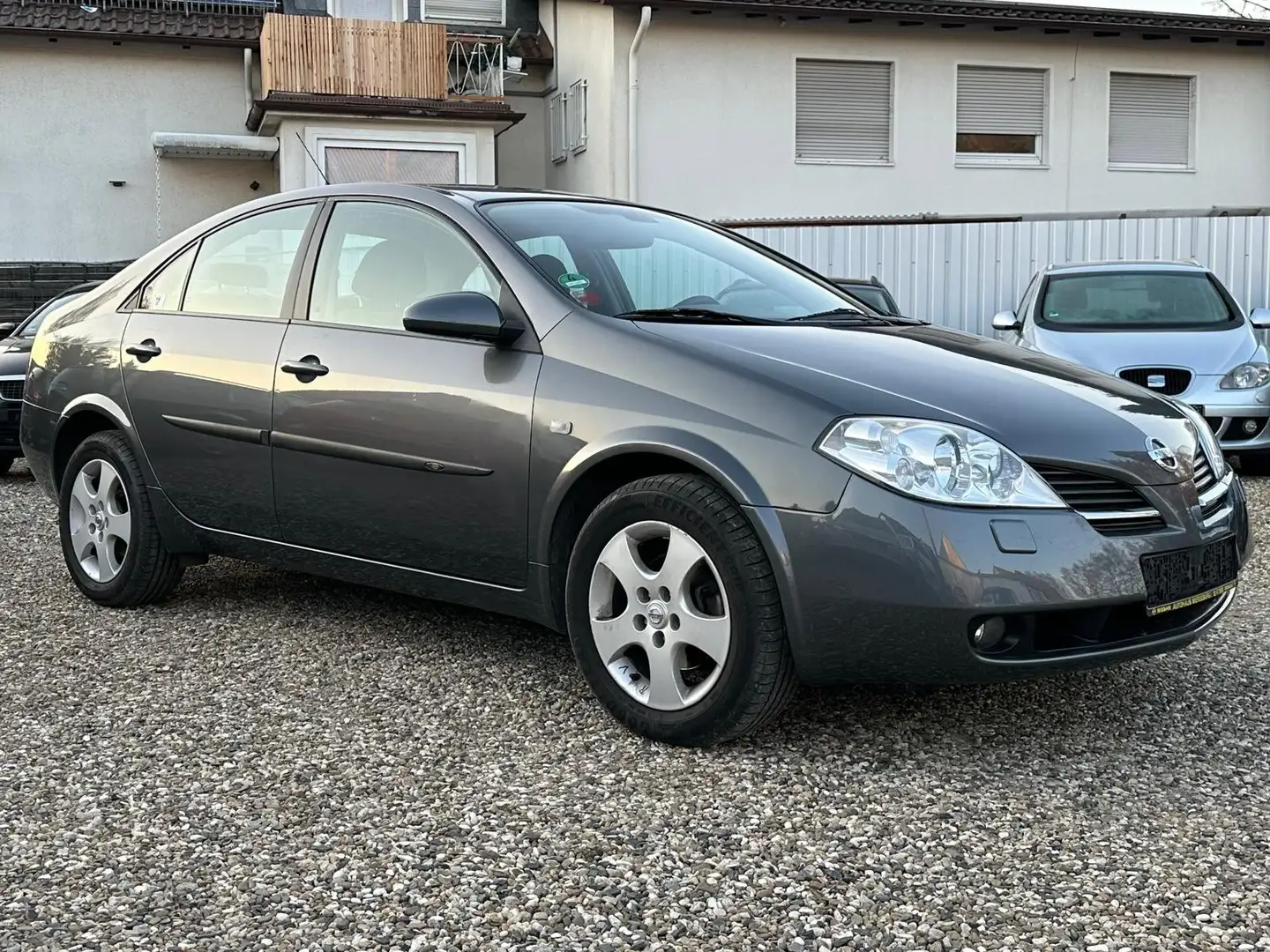 Nissan Primera 1.8 Acenta Automatik SHZ Rückfahrkamera Klima Grau - 1