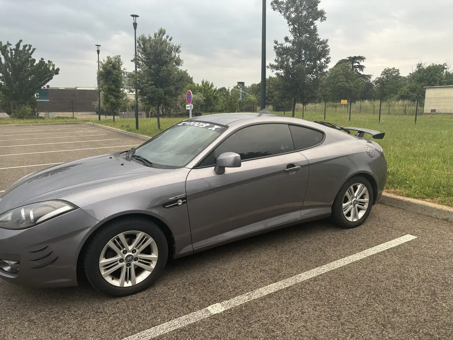 Hyundai Coupe Coupé 1.6i Pack Confort Gris - 2