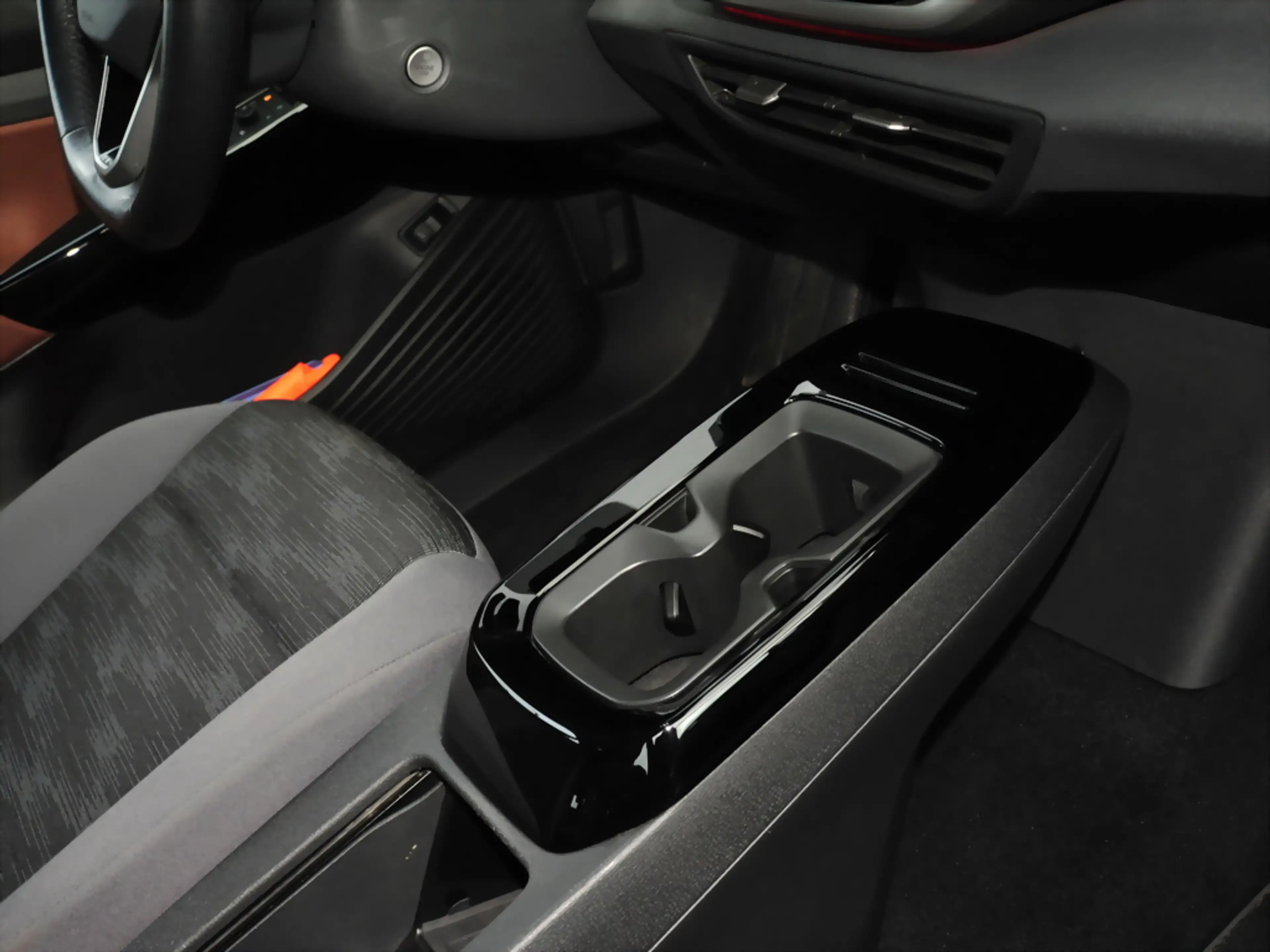 Volkswagen ID.5 Pro AHK Sitzheizung 360° Wärmepumpe LED — photo 7
