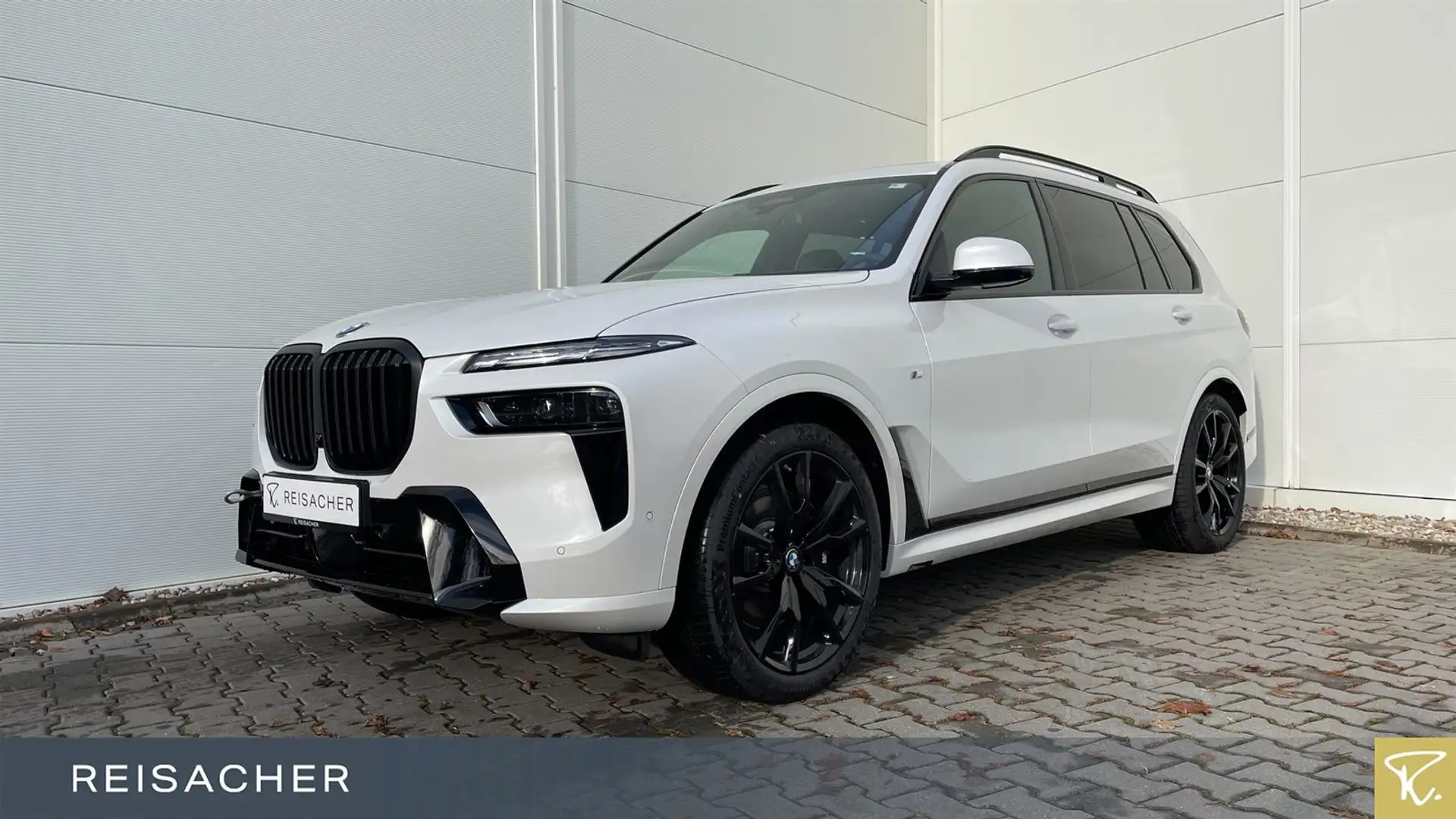 BMW X7 xDrive40d A M-Sport,M-Sport PRO,SkyLou,AHK,DA Fehér - 1