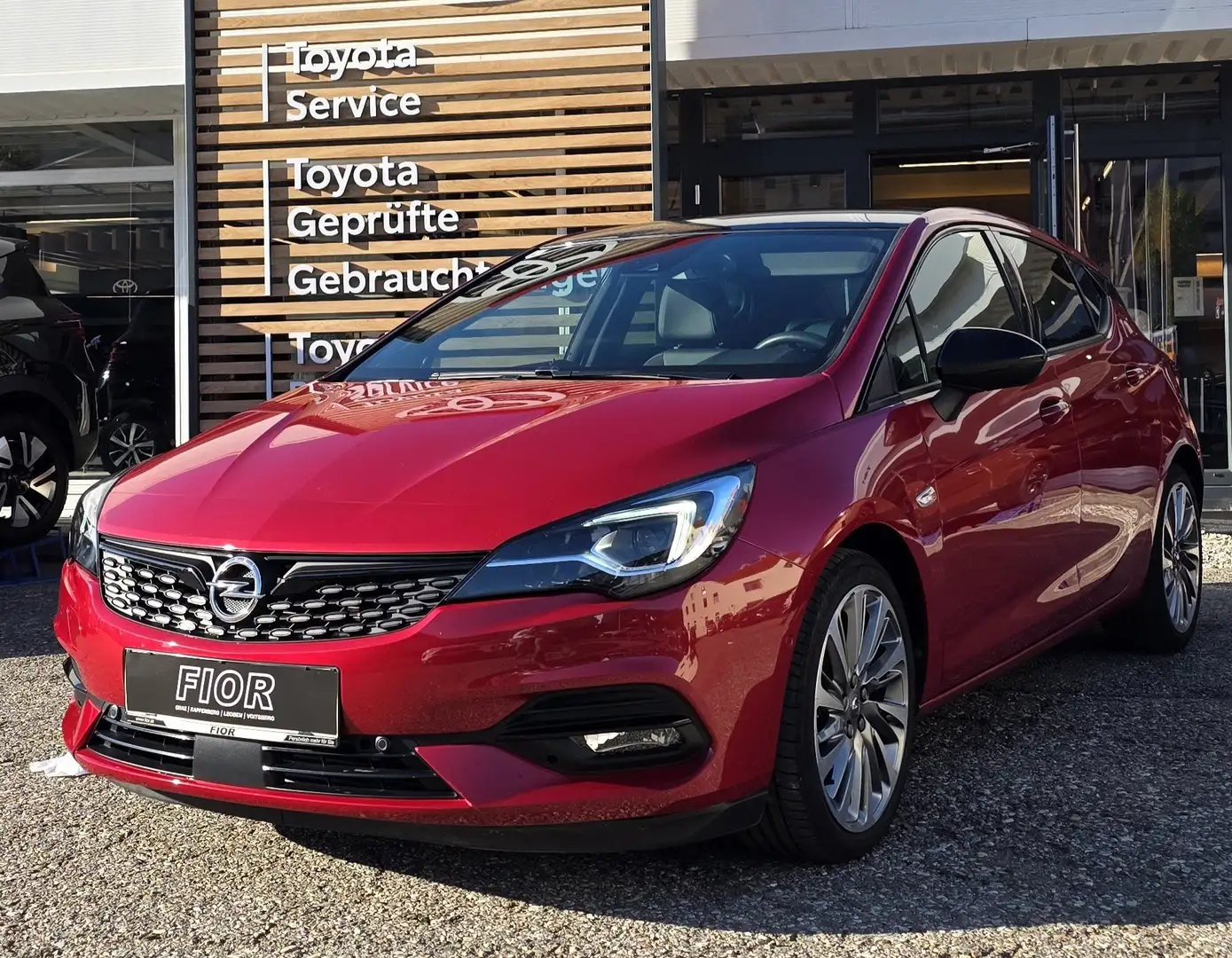 Opel Astra K Lim. 5-trg. Ultimate Start/Stop Ink. Anhängerkup Rot - 1