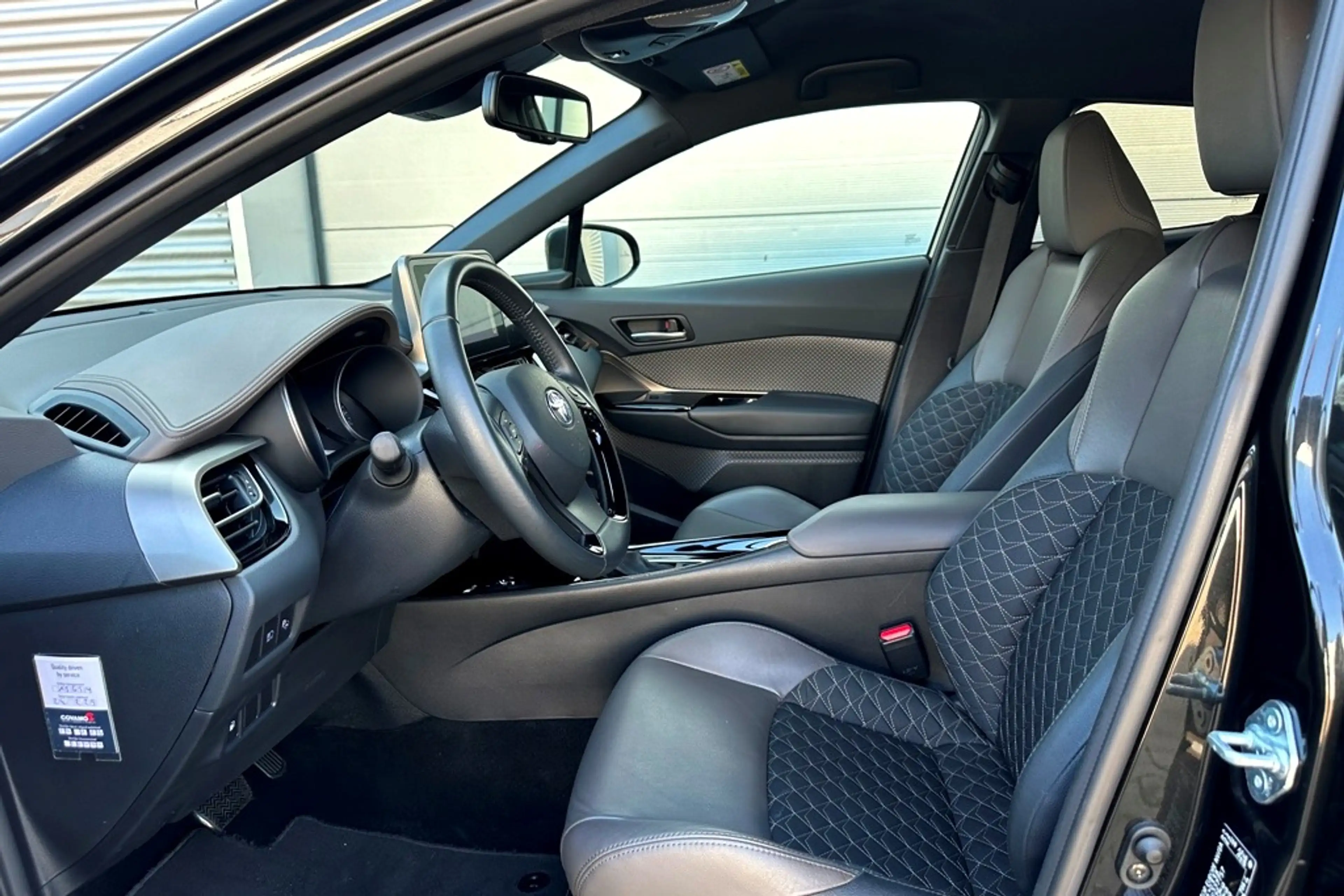 Toyota C-HR 1.8 Hybrid Style Carplay / Safety Pakket — photo 5