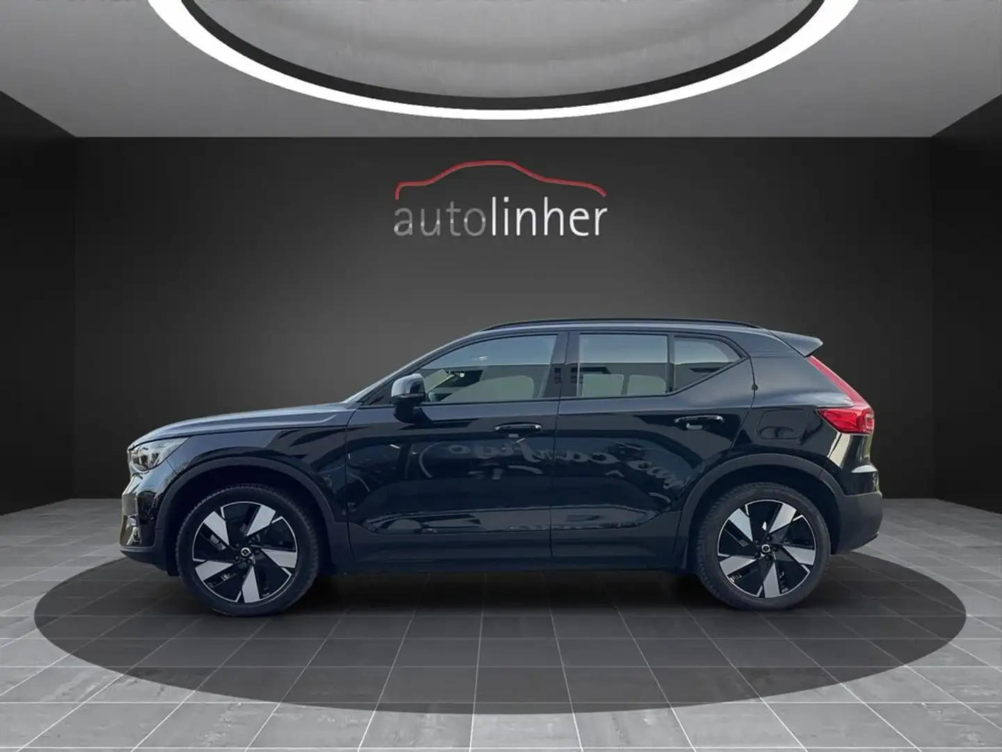 Volvo XC40 Ultimate Recharge Pure Electric 2WD 82 kWh Schwarz - 2