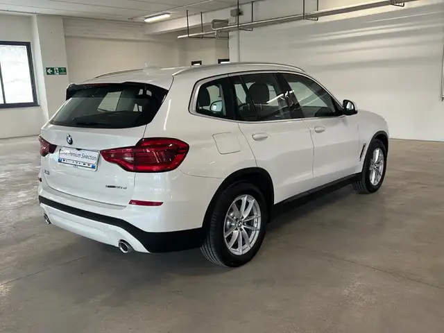 BMW X3 view 6