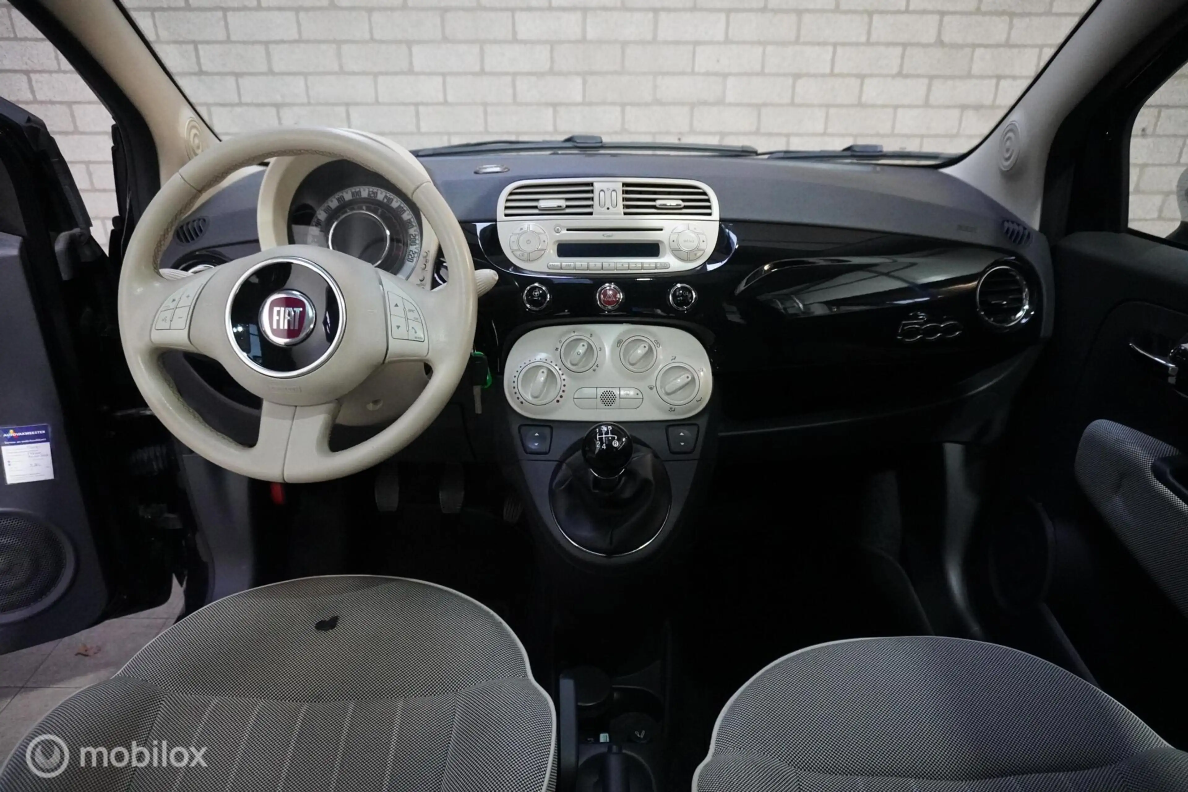 Fiat 500 1.2 Lounge — photo 15