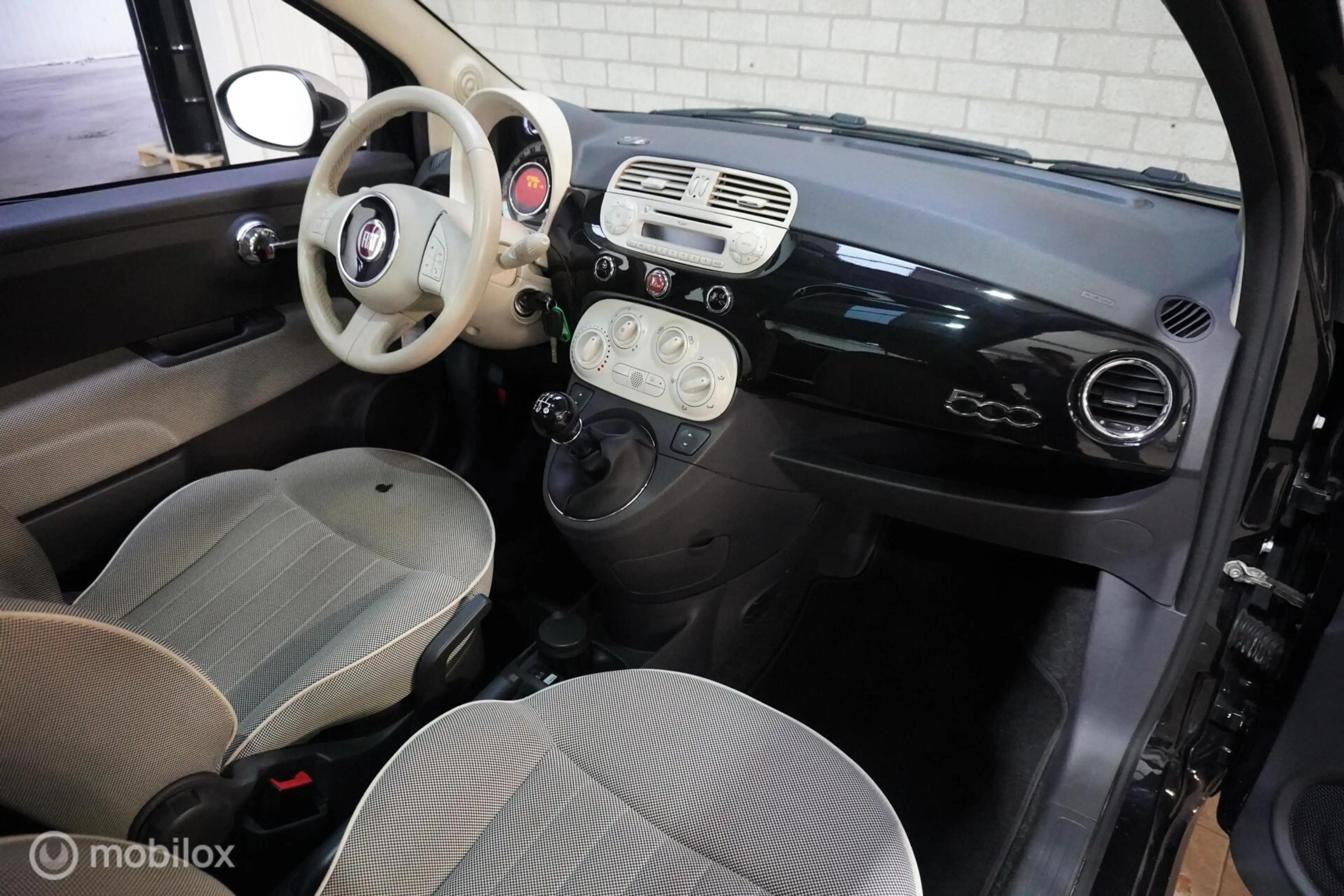 Fiat 500 1.2 Lounge — photo 10