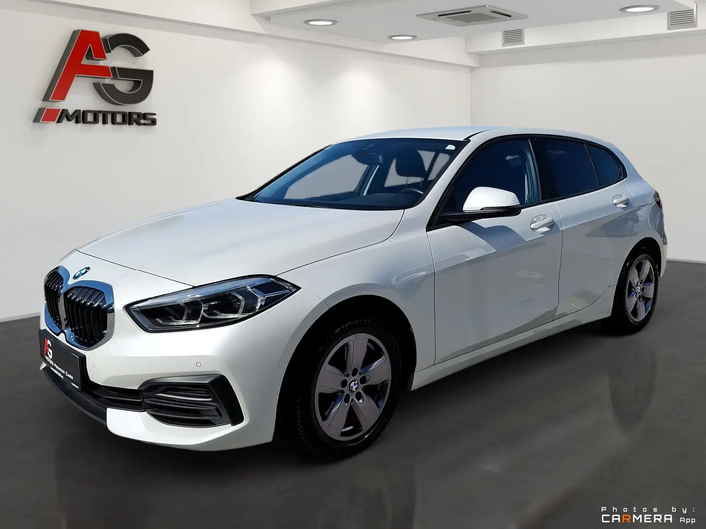 BMW 118 d Aut./LED/Navi/SHZ/PDC/Schaltwippen/ Tempomat Weiß - 1