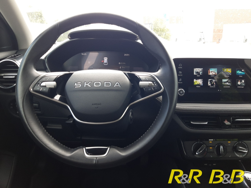 Skoda Fabia Selection LED+APPLECARPLAY+ANDROIDAUTO+SHZ+SPURWEC — photo 7