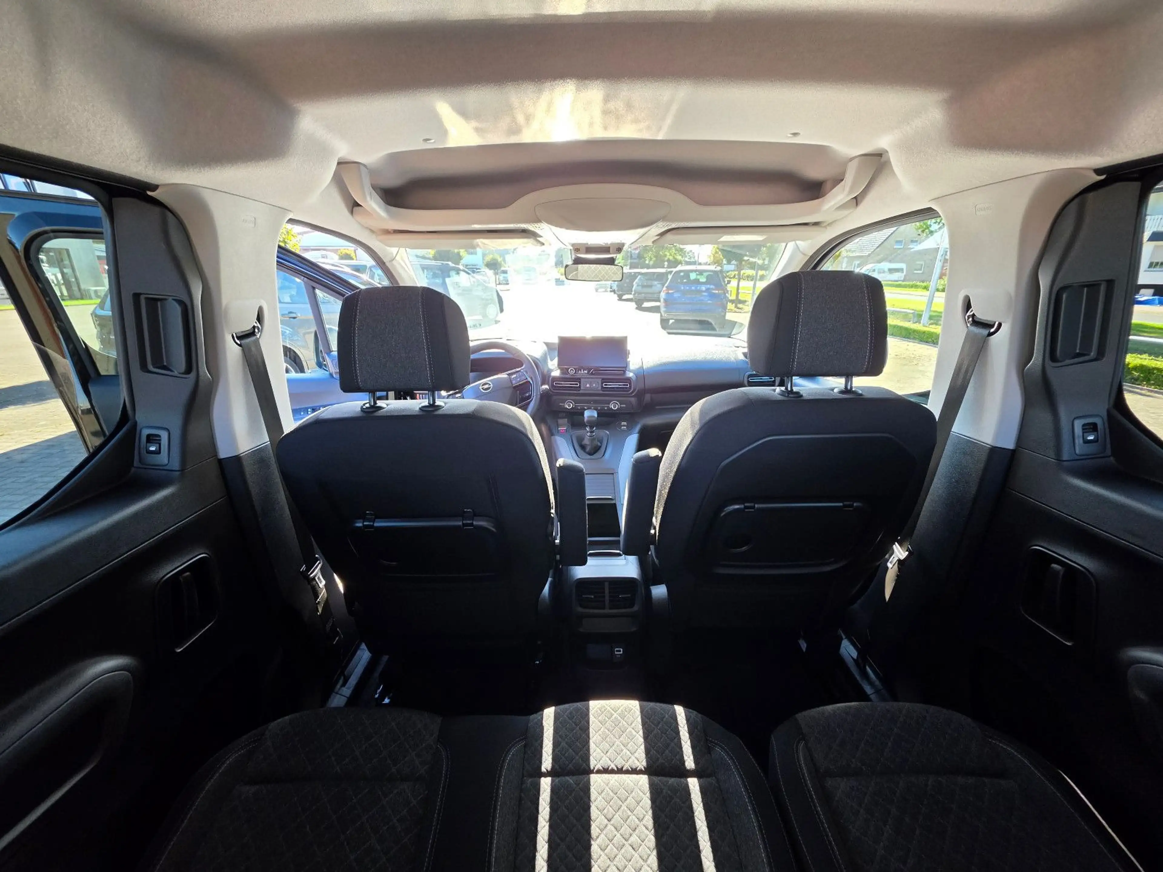 Opel Combo Edition Plus Style L1 Kamera — photo 9