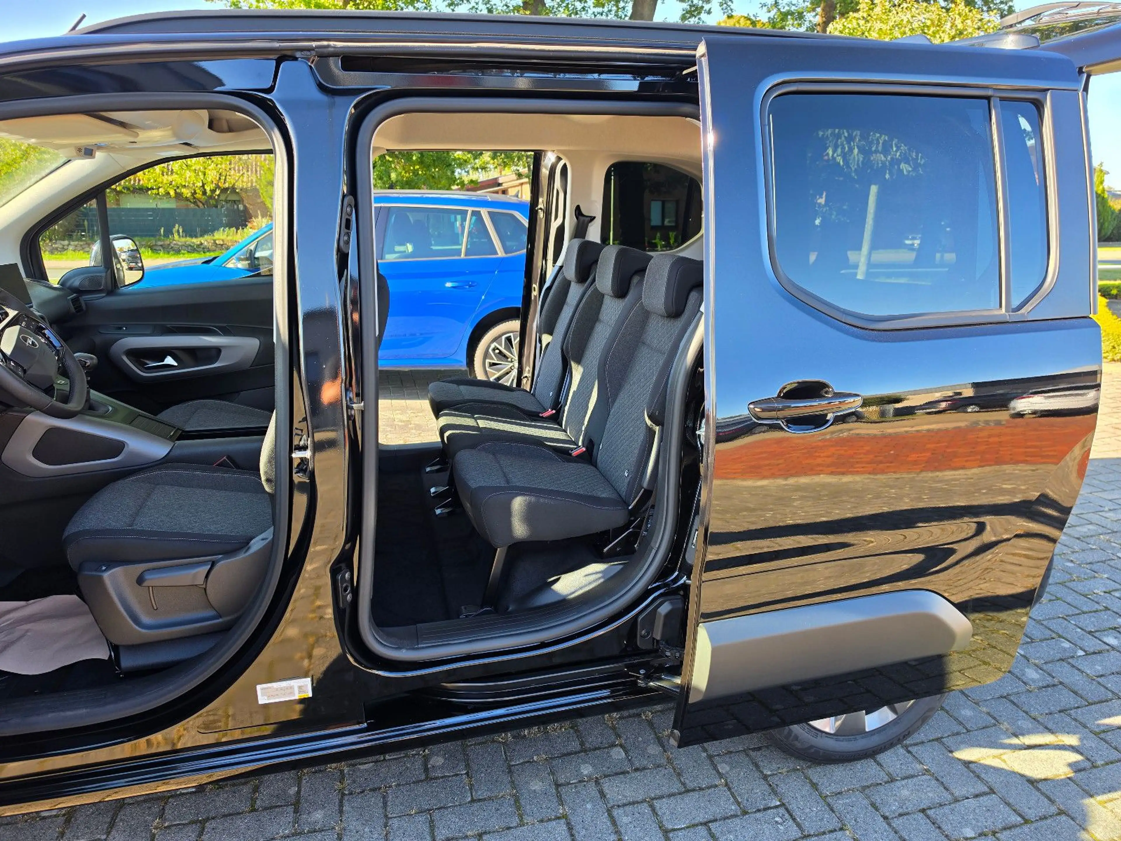 Opel Combo Edition Plus Style L1 Kamera — photo 10