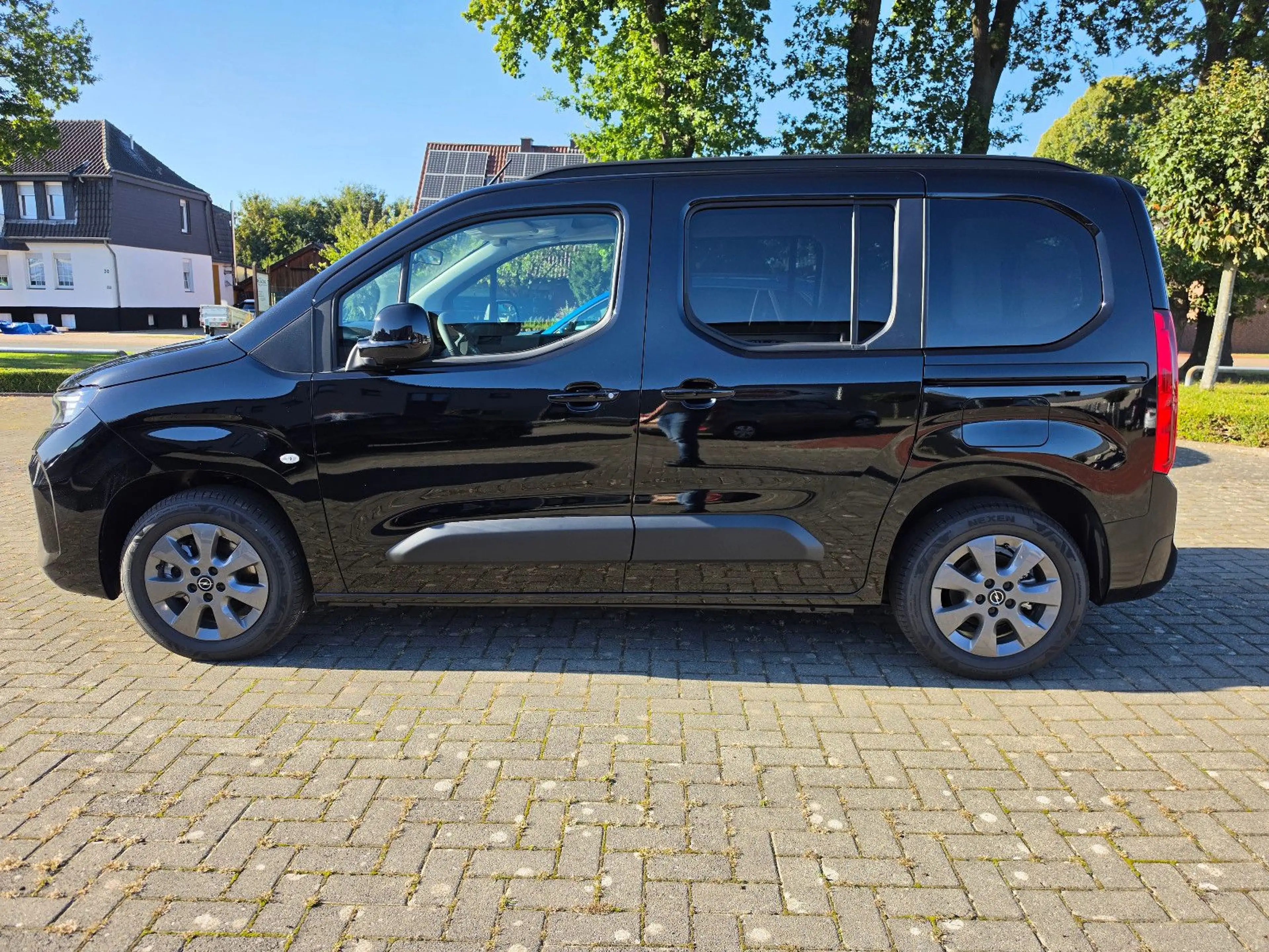 Opel Combo Edition Plus Style L1 Kamera — photo 3