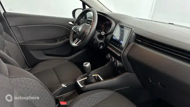 Renault Clio view 15