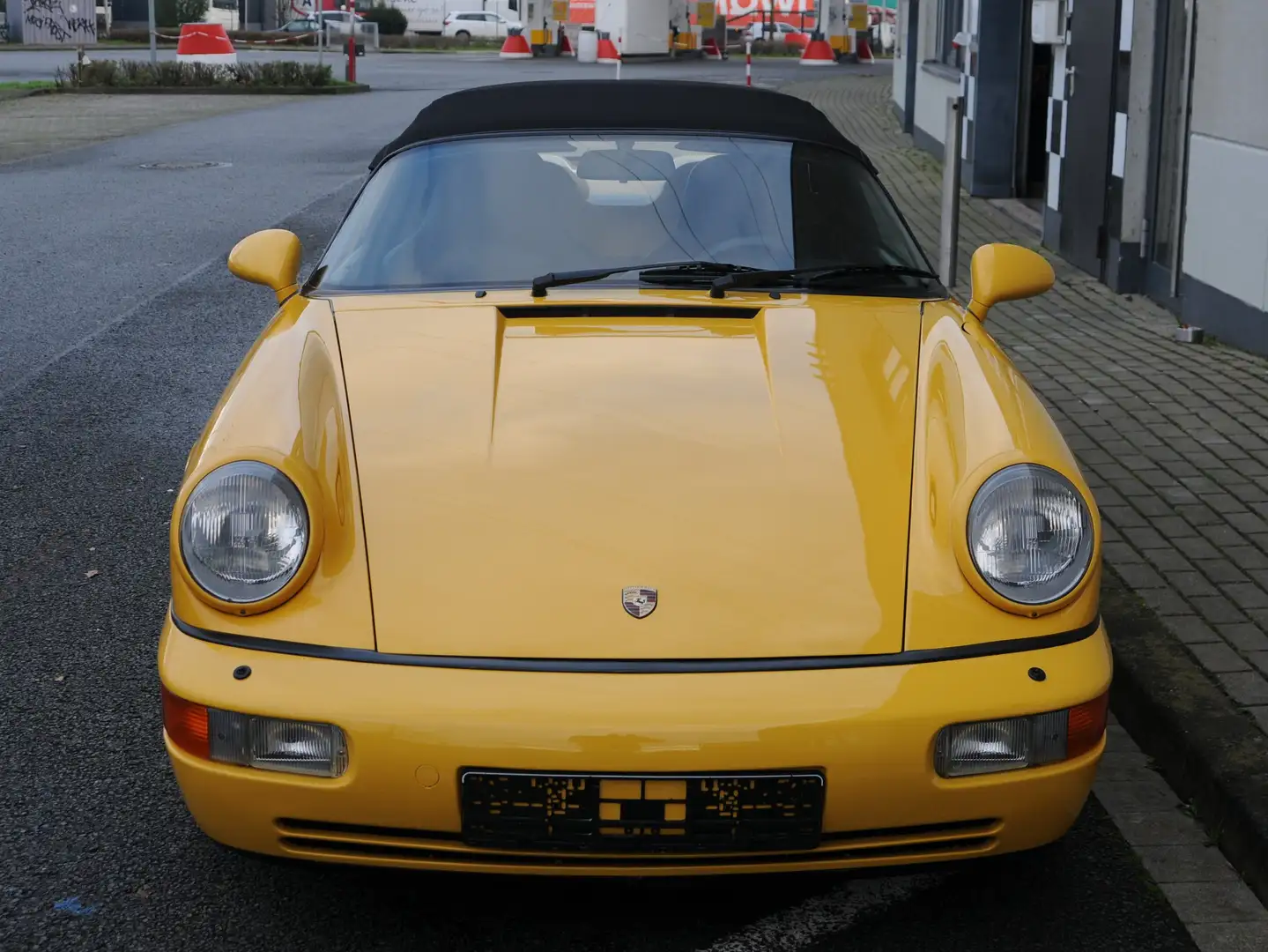 Porsche 911 964 3.6 250ch Speedster Jaune - 2