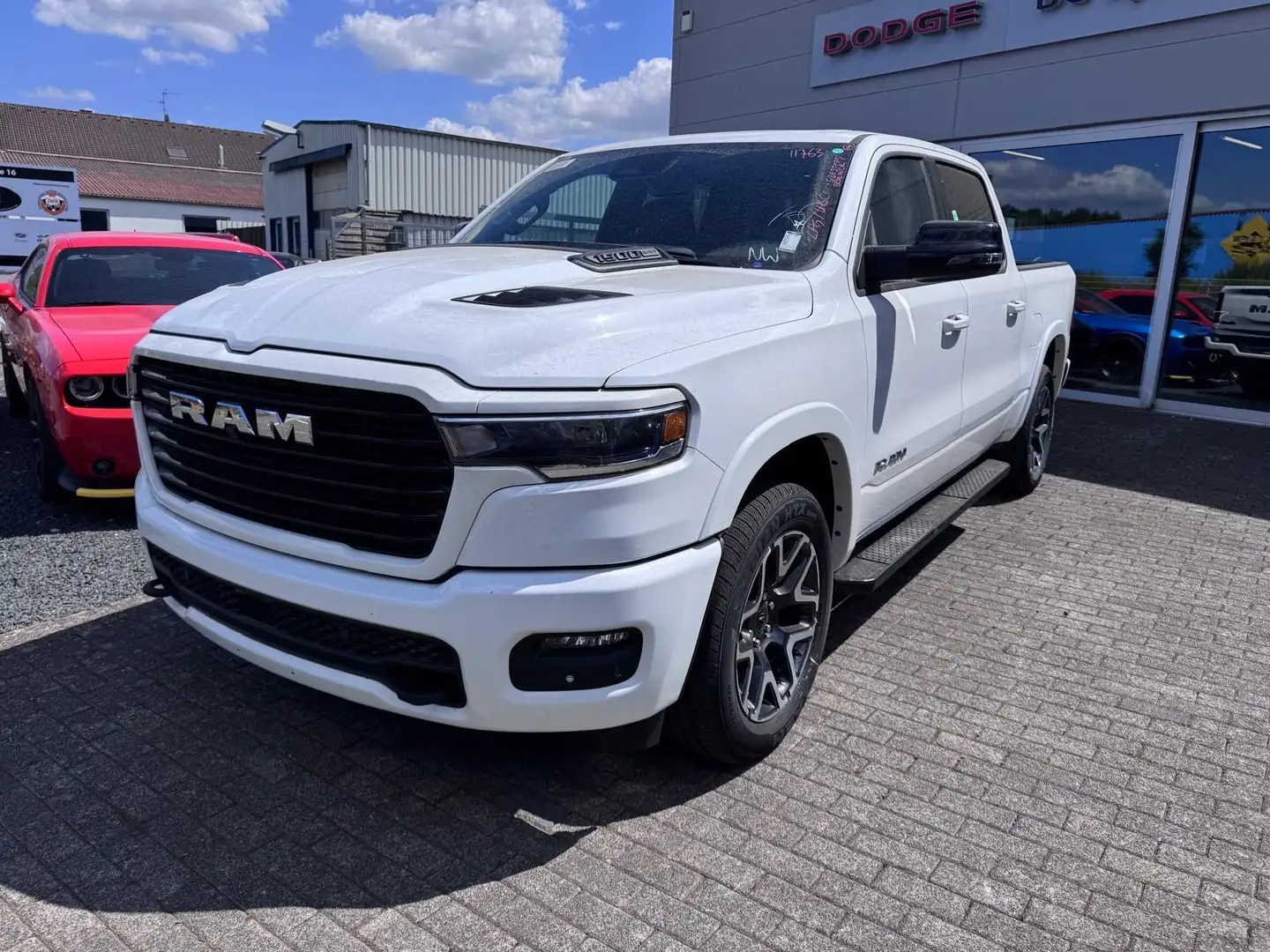 Dodge RAM 1500 Laramie Sport Mod. 2025*TWIN TURBO*LPG* Weiß - 2
