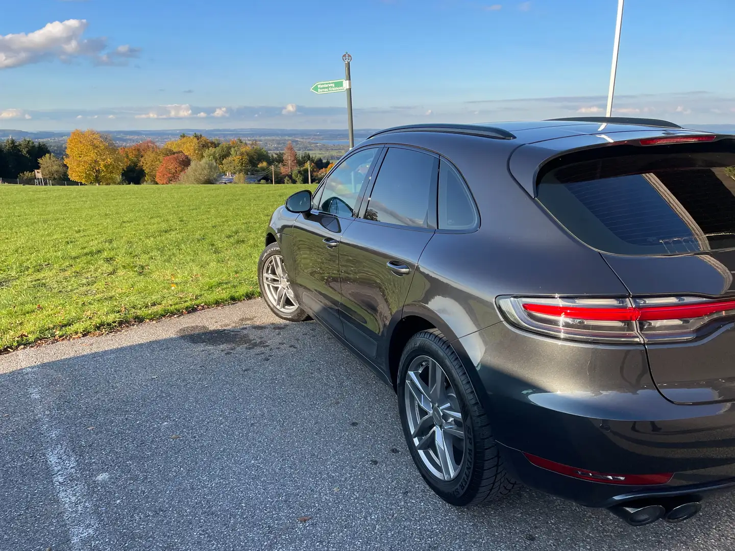 Porsche Macan S, U-frei, Approved bis 10/2026 - Elektr. AHK-SD Gris - 1