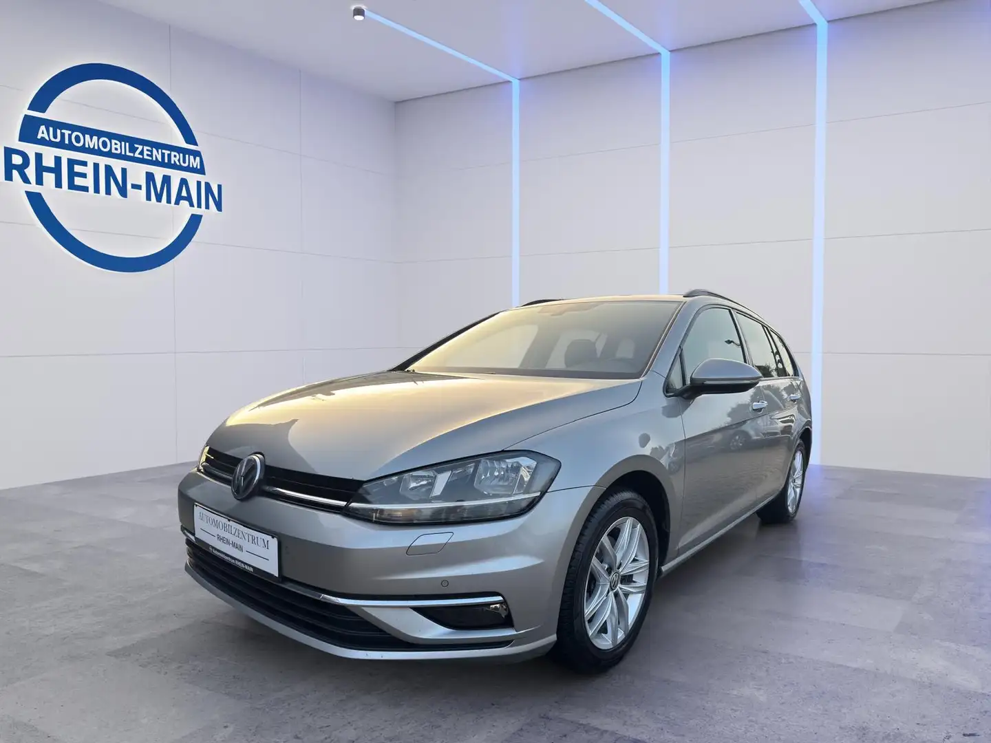 Volkswagen Golf Variant 1.6 TDI Highline ACC Massage BMTStart-Stopp Grau - 1