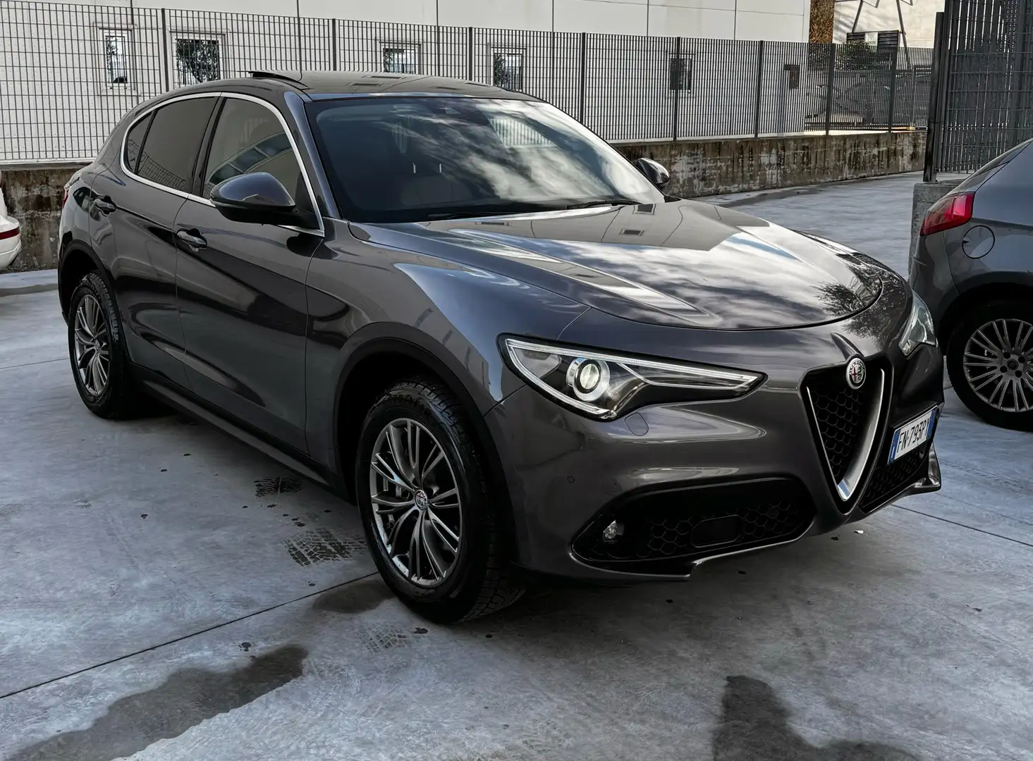 Alfa Romeo Stelvio 2.2 TD Q4 SUPER-SPORT EDITION-TETTO APRIBILE-IVATA Gris - 1