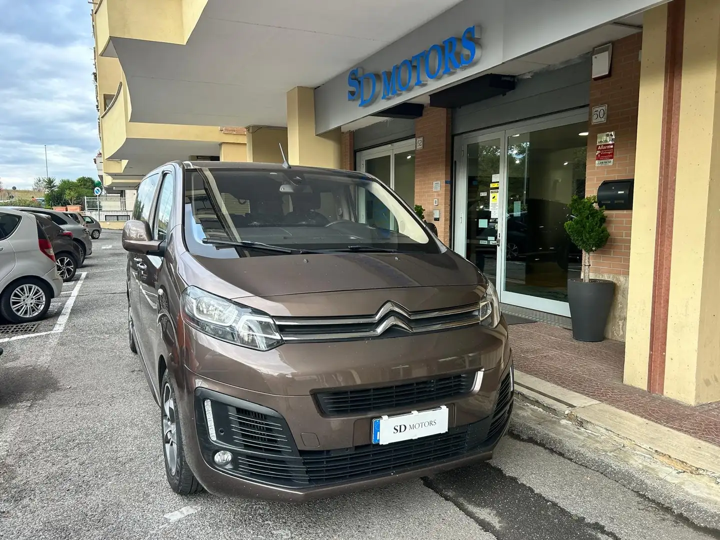 Citroen Spacetourer Spacetourer 1.6 DCI 8 posti *Promo SD 2025 Brown - 1