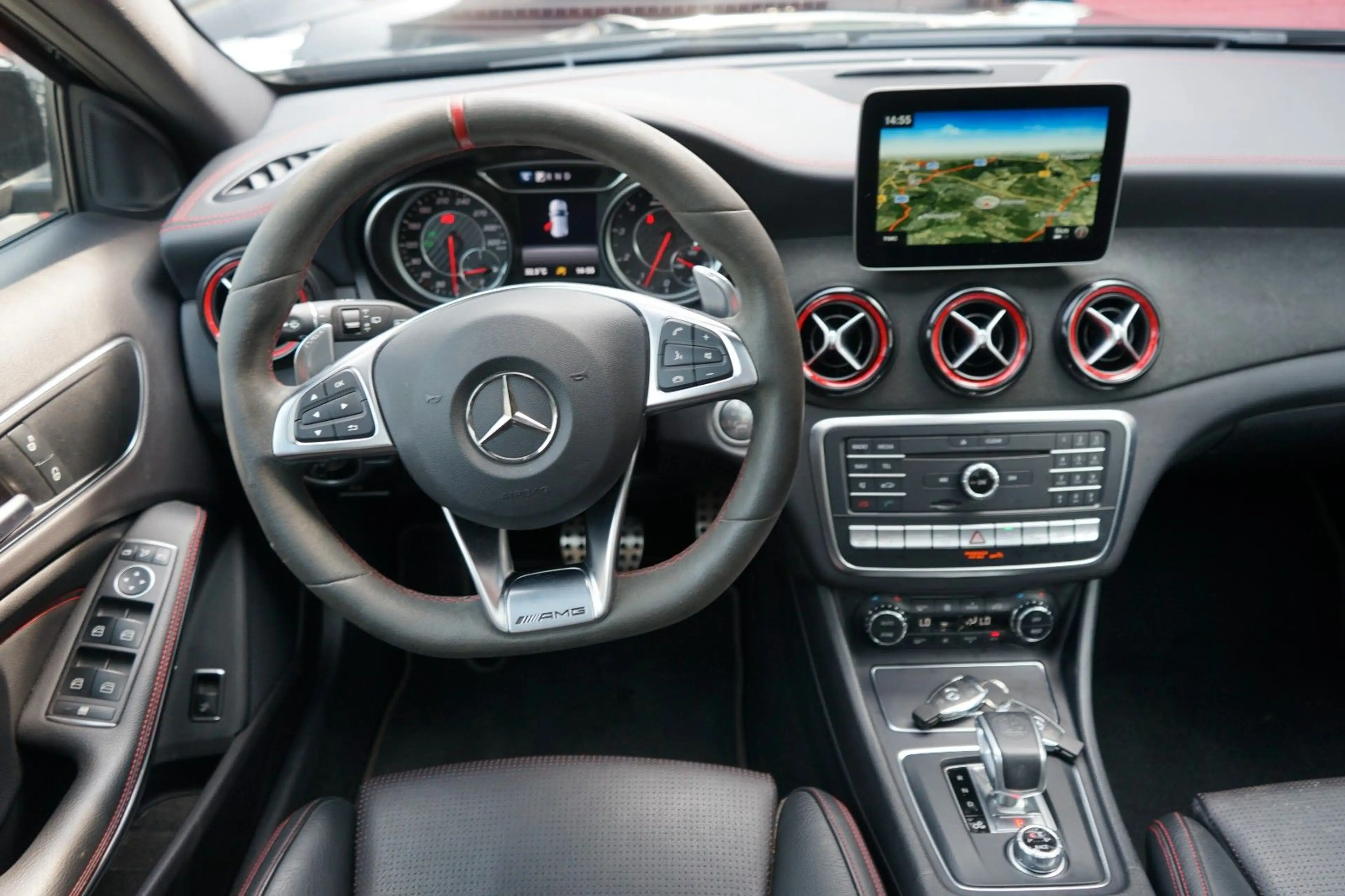 Mercedes-Benz GLA 45 AMG GLA GLA 45 AMG 4Matic — photo 2