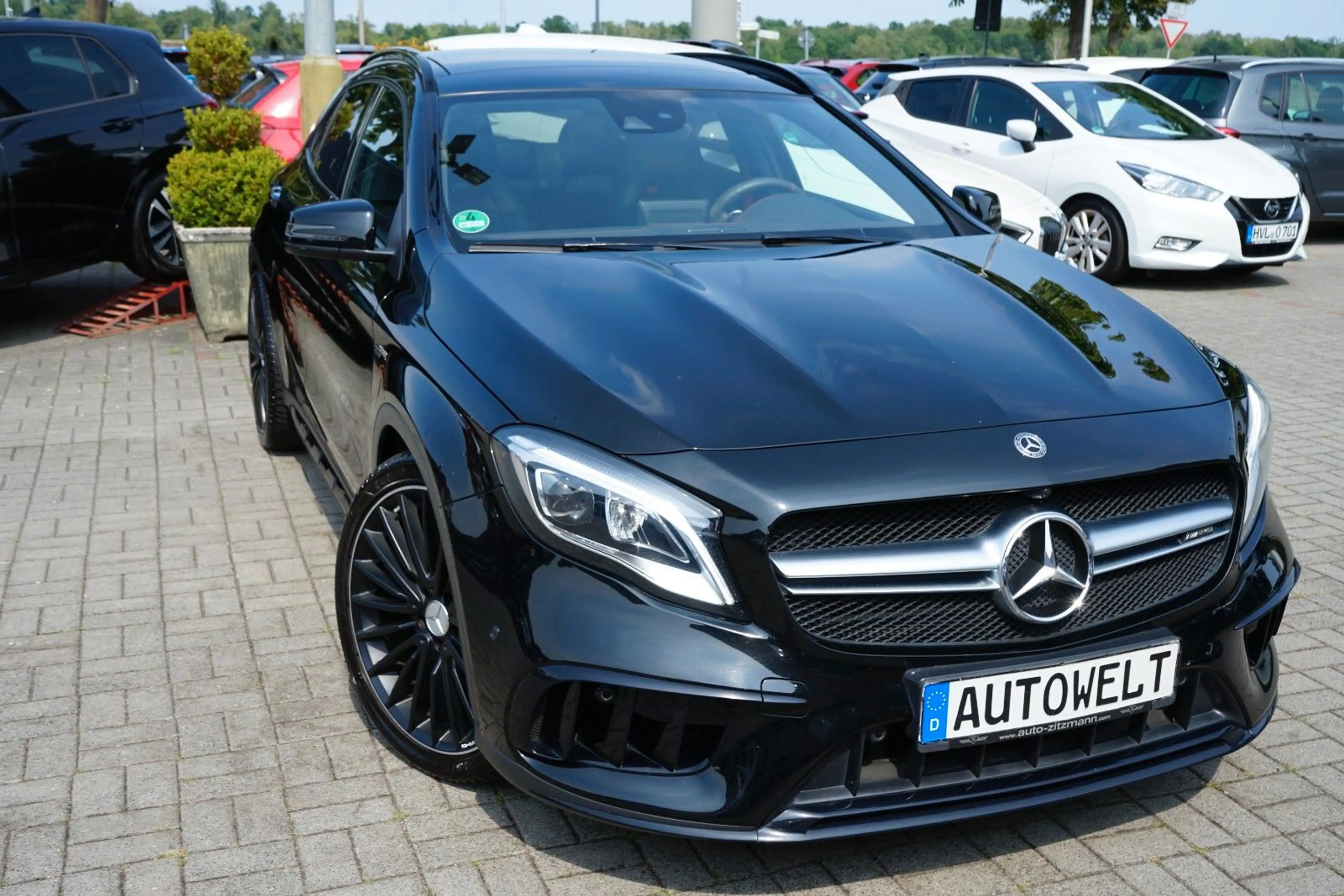 Mercedes-Benz GLA 45 AMG GLA GLA 45 AMG 4Matic — photo 3