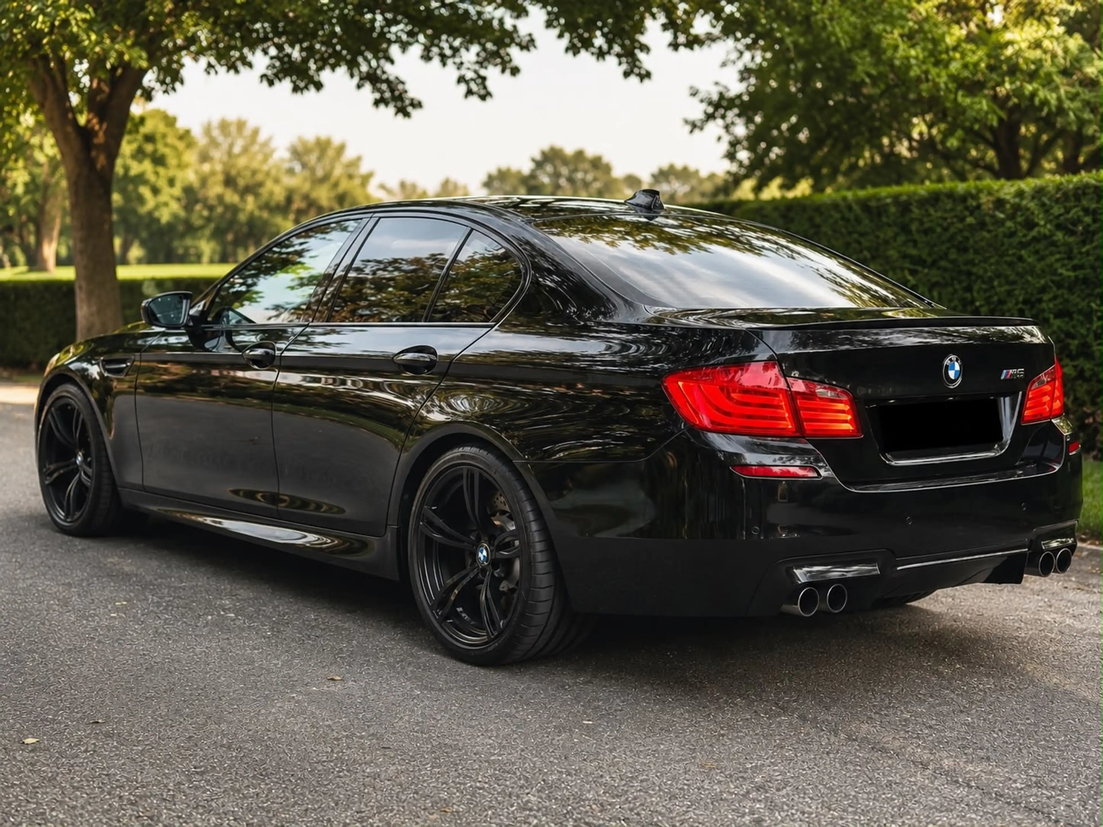 BMW M5 F10 VOLL AUSSTATTUNG Keyles Go/ Bang&Olufsen u.v.m. TOP — photo 3