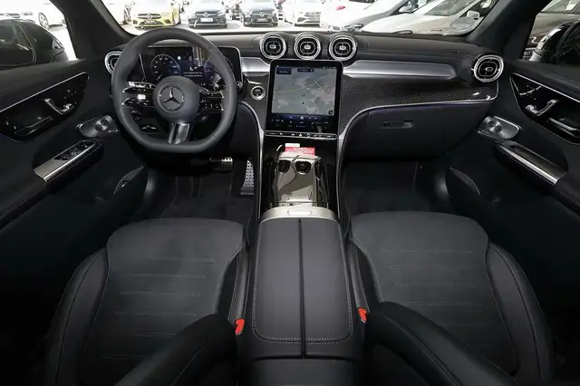Mercedes-Benz GLC view 5
